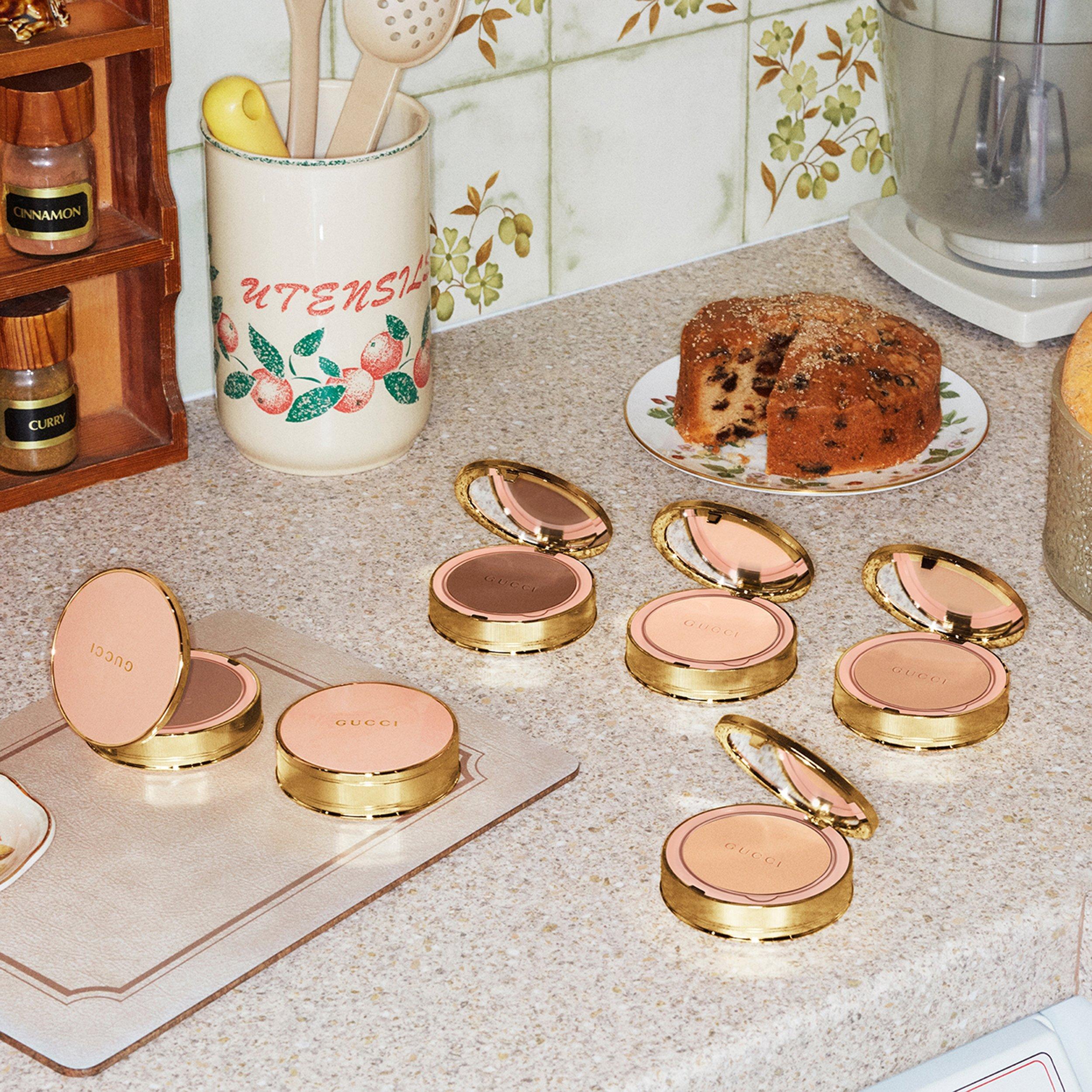 Shade 00 - Gucci - Gucci Poudre de Beaute Mat Naturel Matte Face Powder Refill - 6