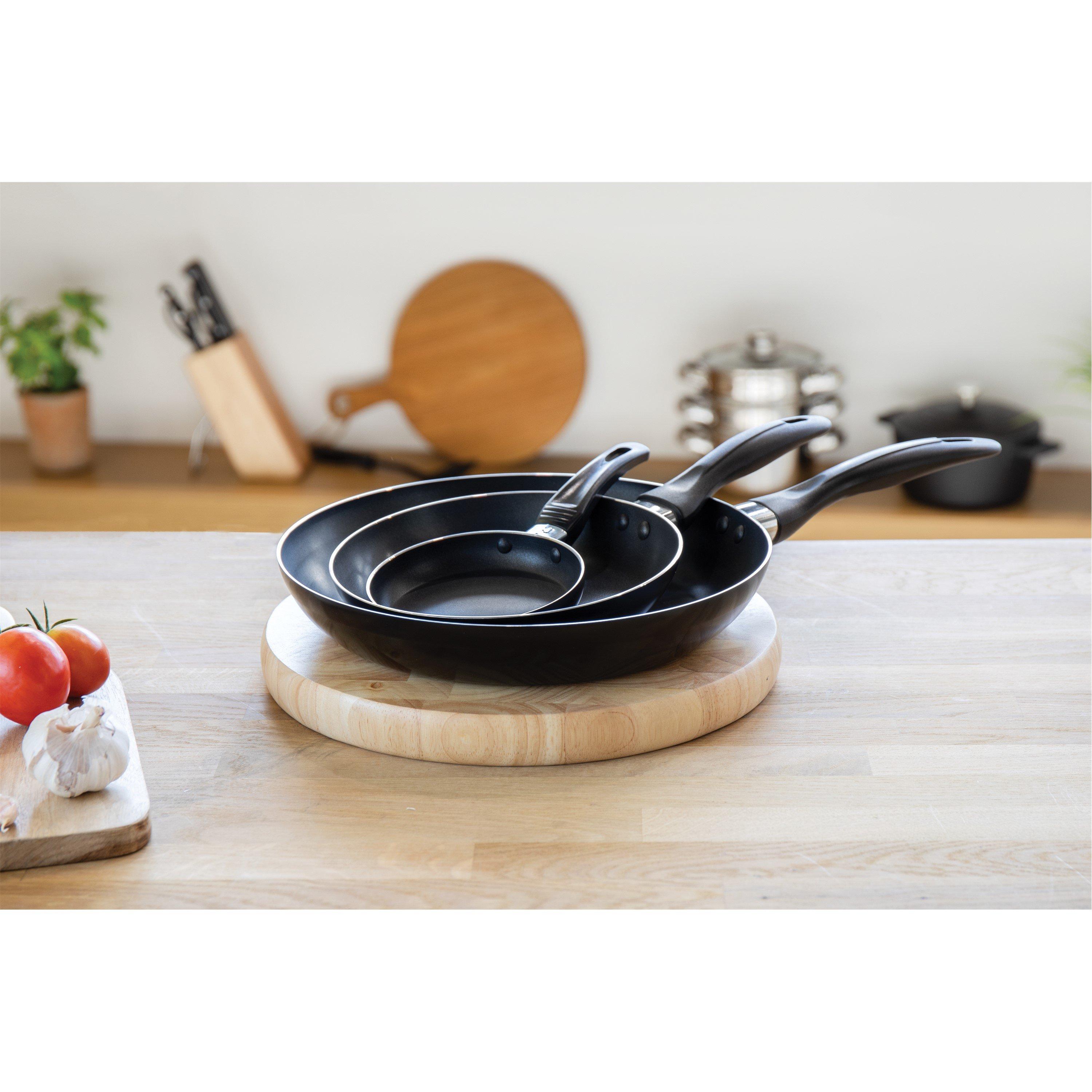 Black - KitchenCraft - KitchenCraft Non-Stick Aluminium Frying Pans Set - 3