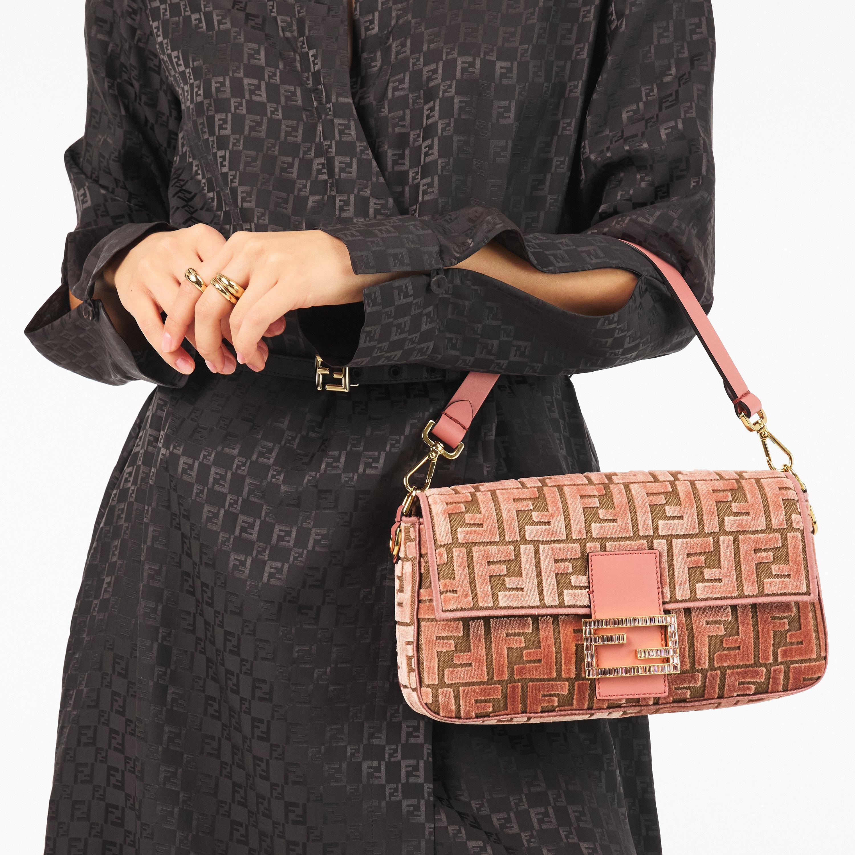 Macaron - Fendi - Women's Baguette Bags - 3