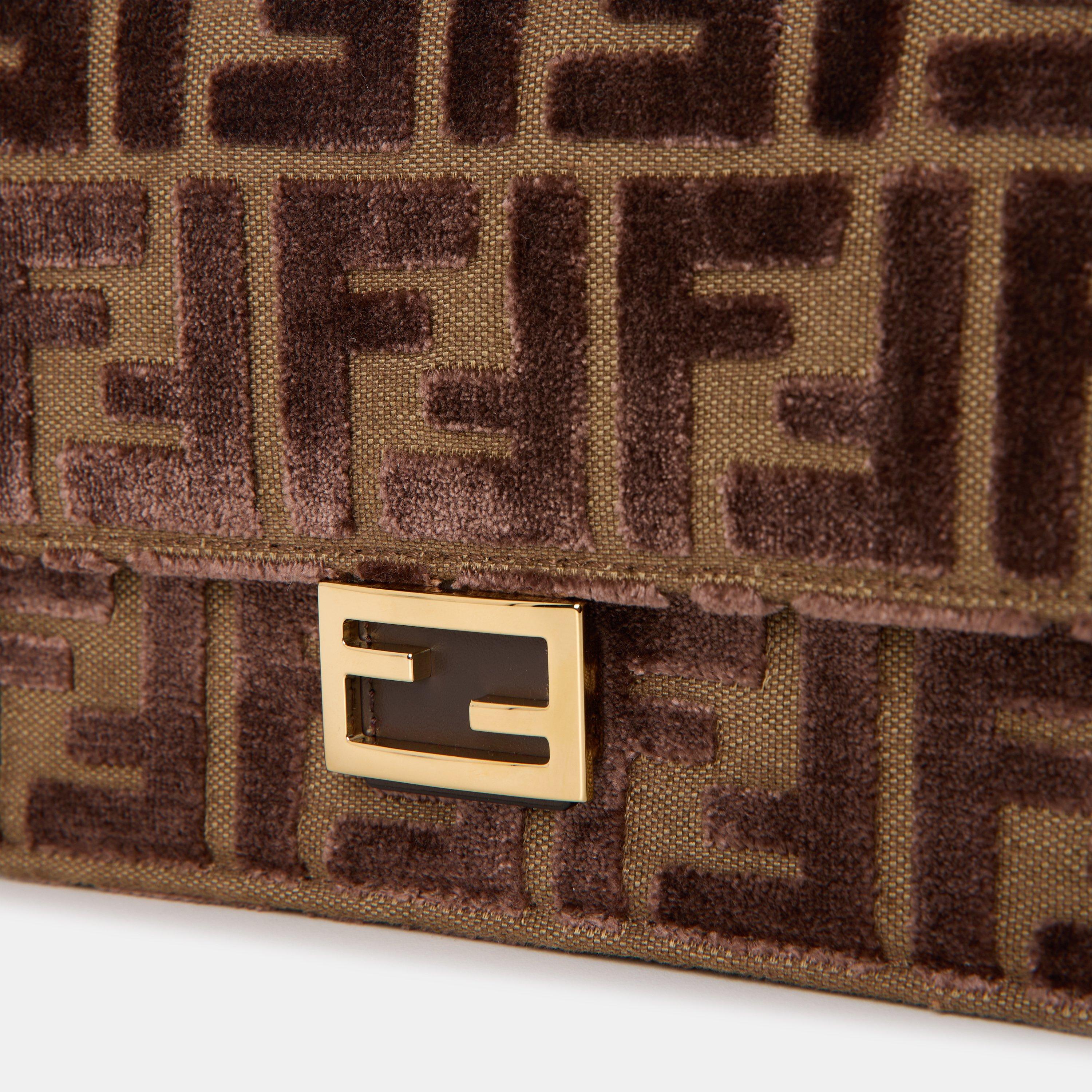 Chocolate - Fendi - Women's Wallet On Chain - 4