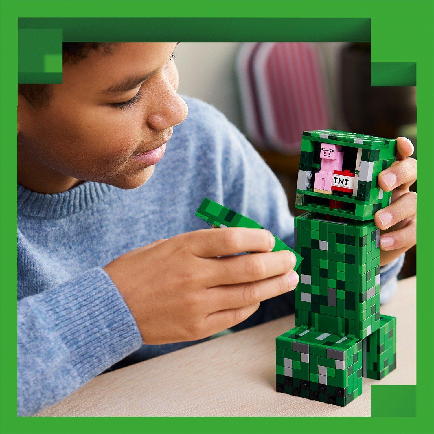 The Creeper - LEGO - LEGO® Minecraft® The Creeper™ Gamer Decor and Action Figure Building Toy 21276 - 12