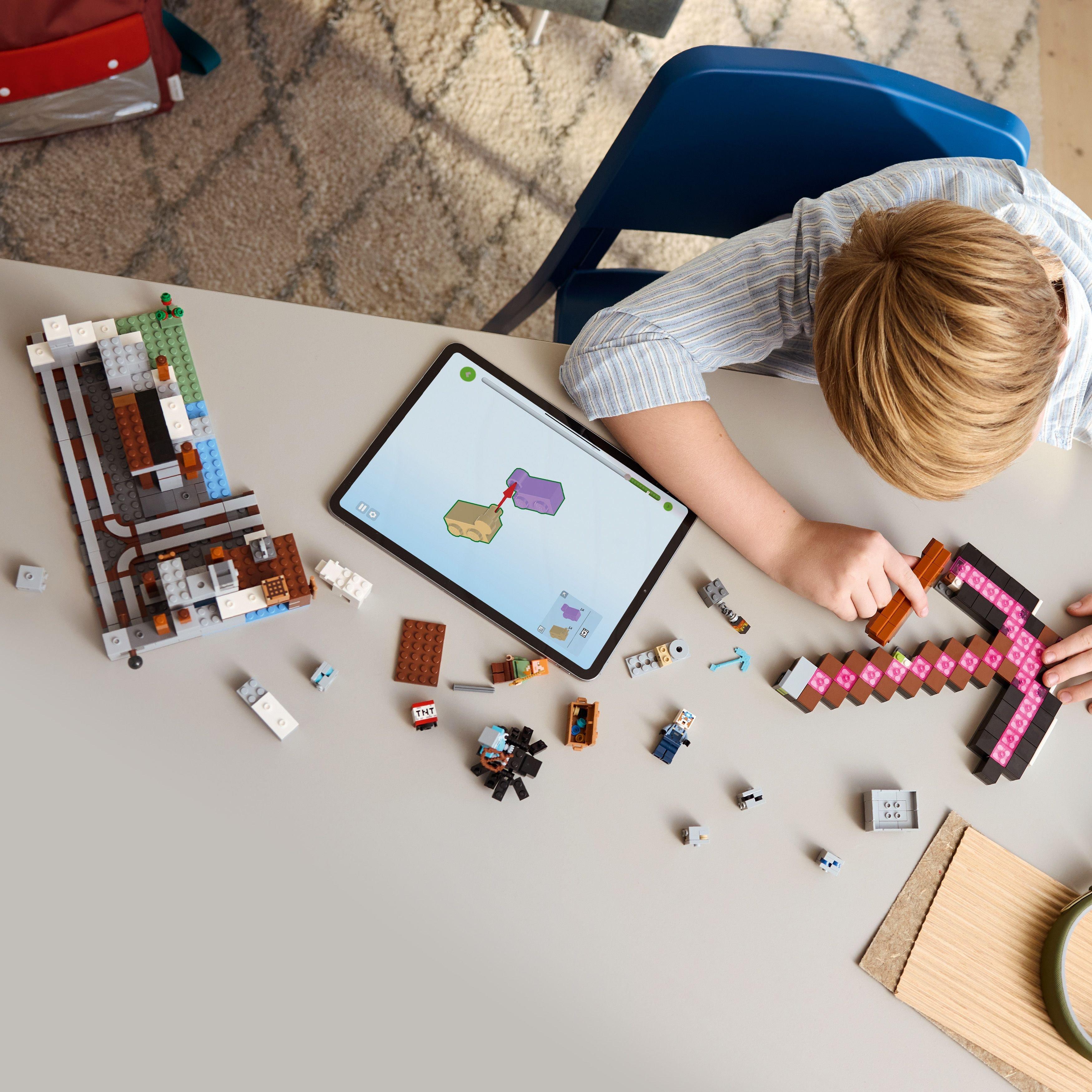 Pickaxe Mine - LEGO - LEGO® Minecraft® The Pickaxe Mine Gamer-Room Decor and Axe Toy 21277 - 2