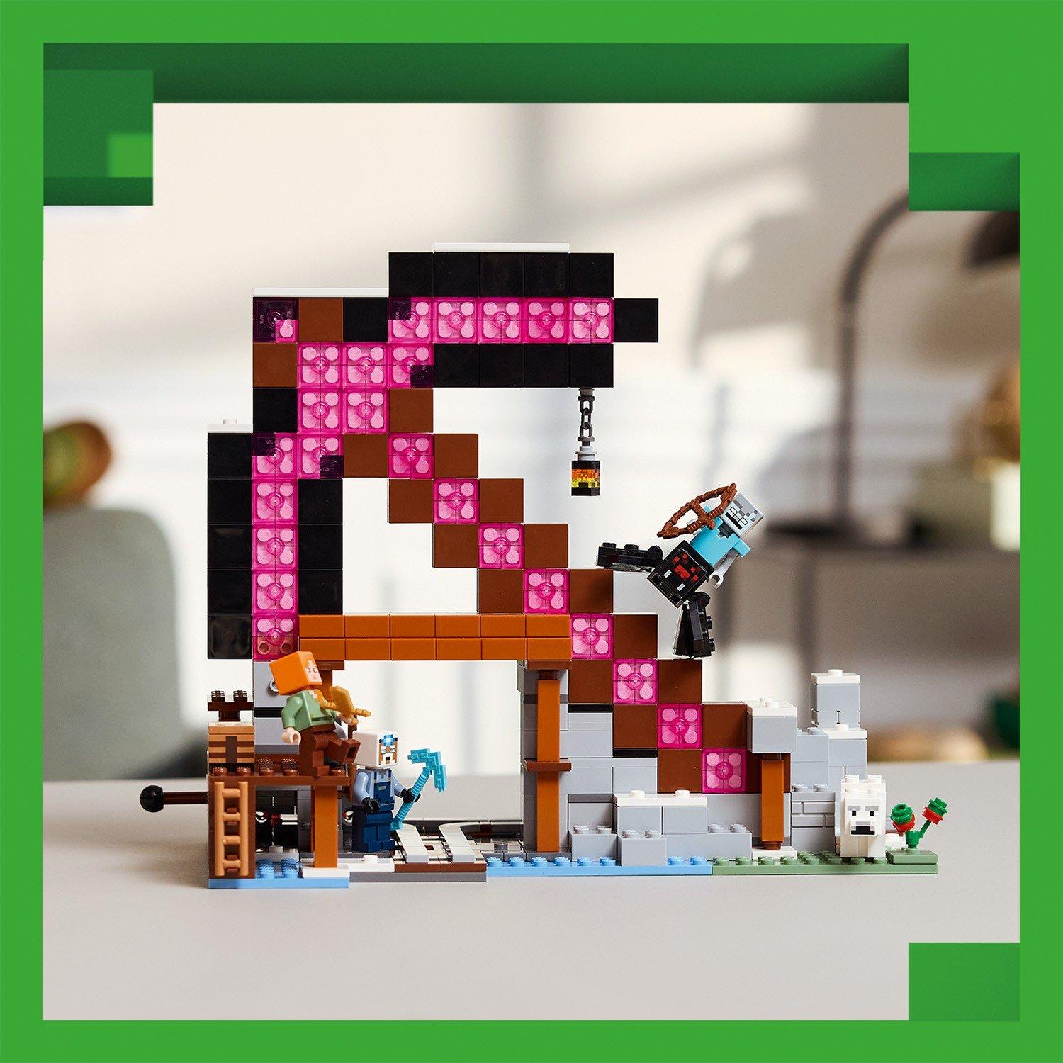 Pickaxe Mine - LEGO - LEGO® Minecraft® The Pickaxe Mine Gamer-Room Decor and Axe Toy 21277 - 12