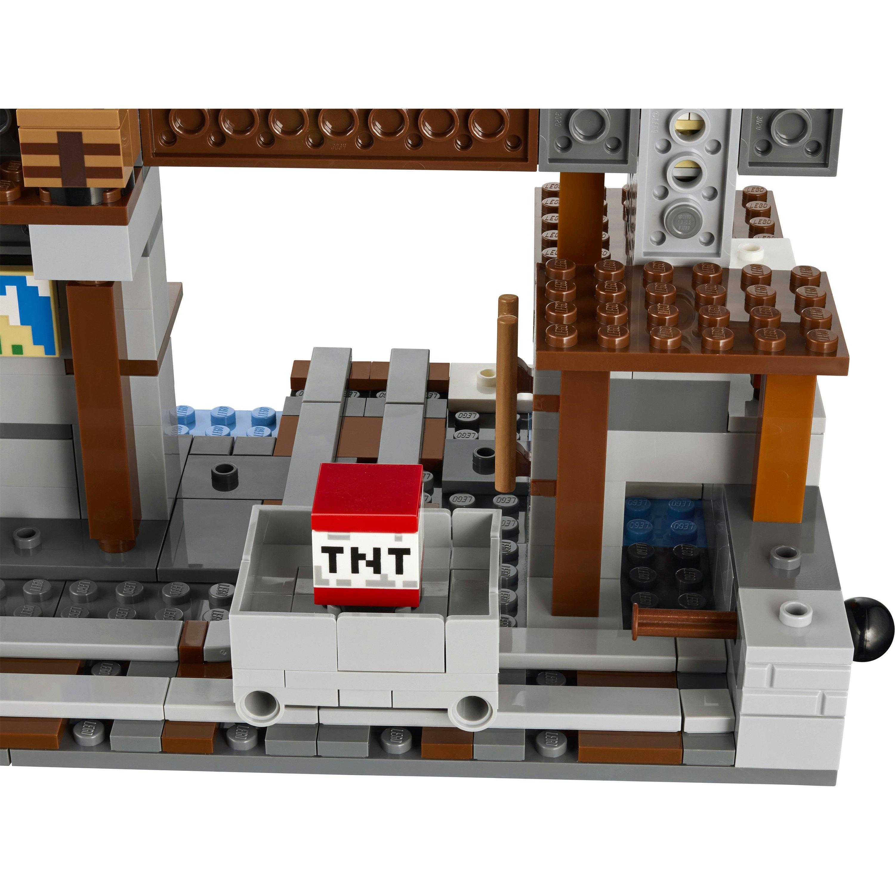 Pickaxe Mine - LEGO - LEGO® Minecraft® The Pickaxe Mine Gamer-Room Decor and Axe Toy 21277 - 16