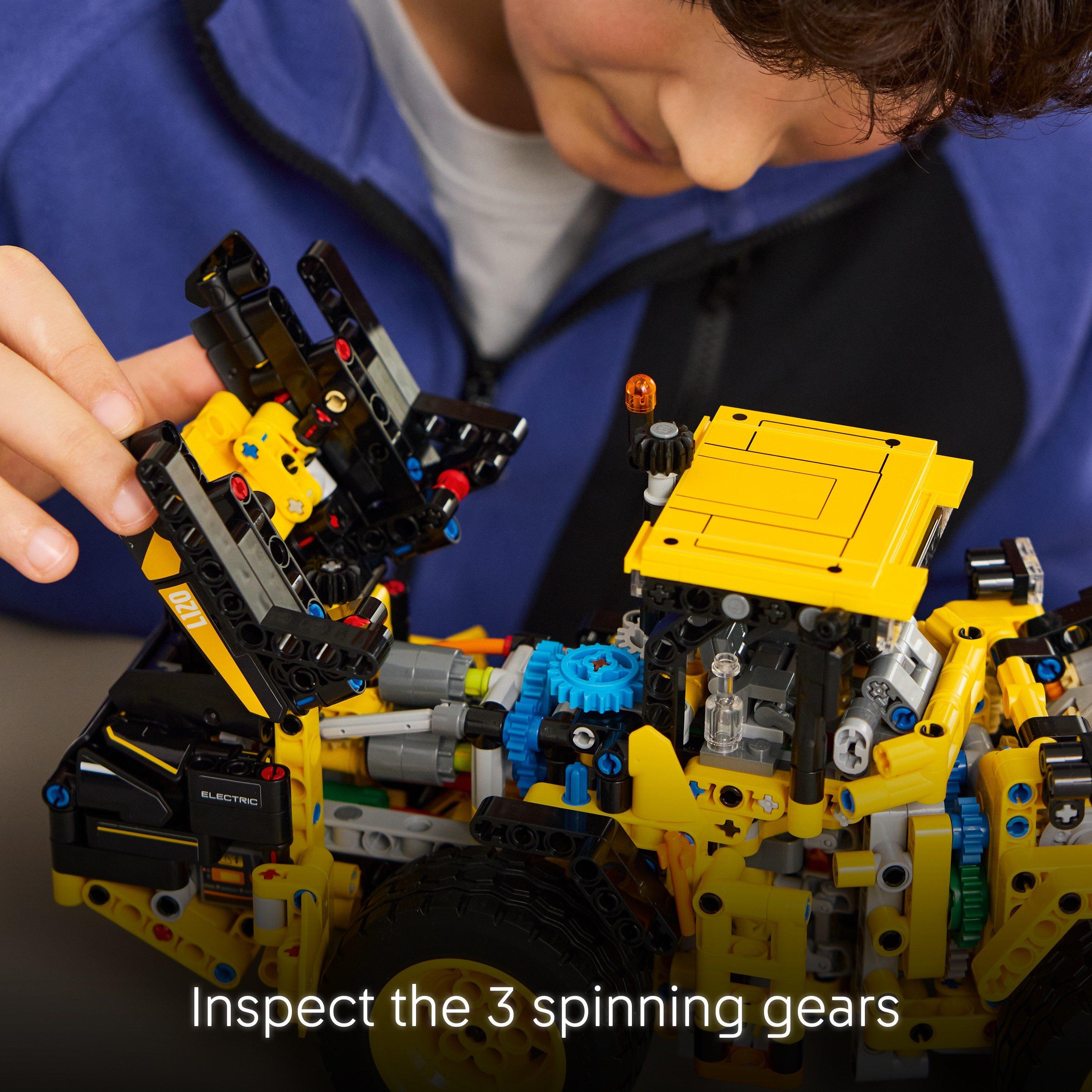 Volvo Digger - LEGO - LEGO® Technic Volvo L120 Electric Wheel Loader Construction Toy 42209 - 6