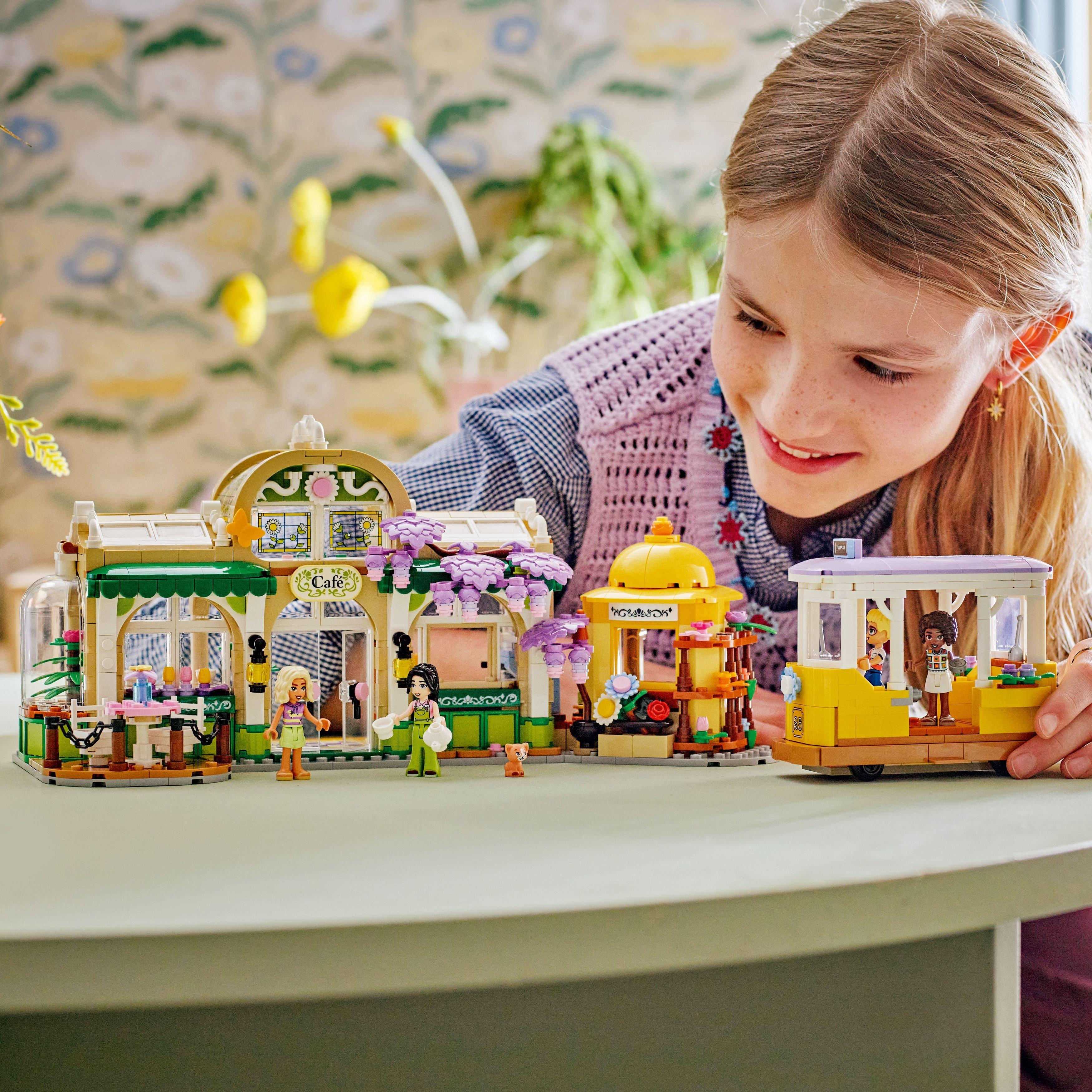 Plant Café - LEGO - LEGO® Friends Plant Cafe & Flower Shop Building Kit Pretend-Play Set 42671 - 3