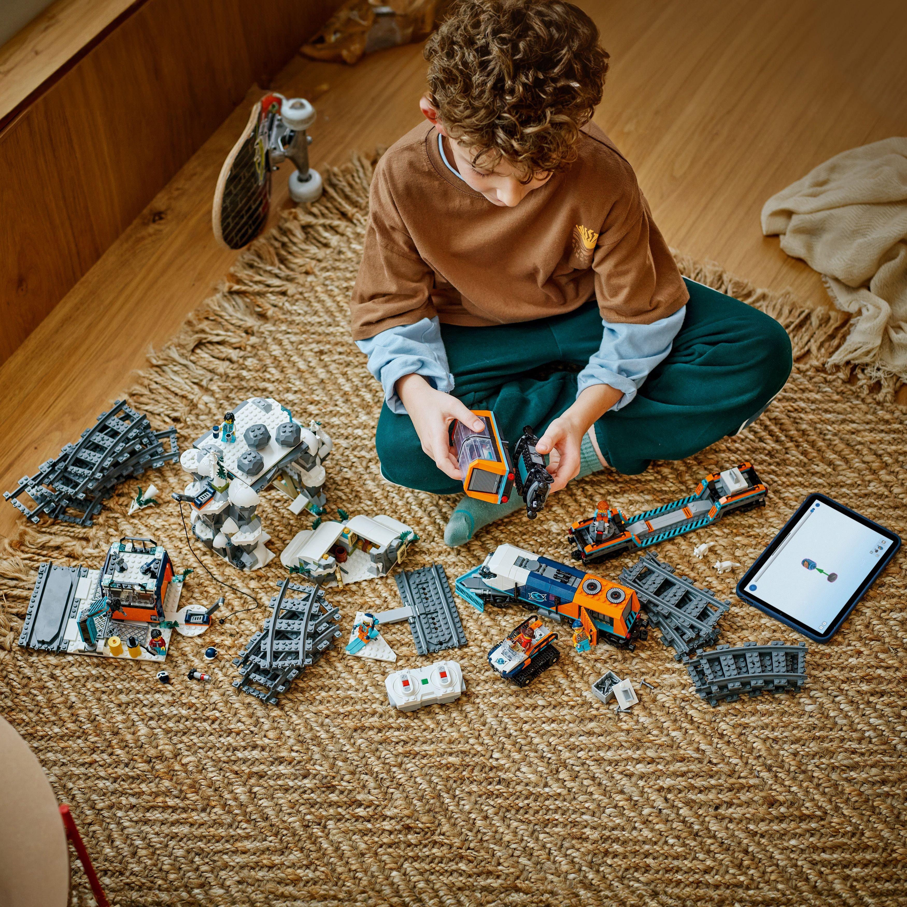 Arctic Train - LEGO - LEGO® City Explorers’ Arctic Polar Express Train Toy Vehicle Set 60470 - 2