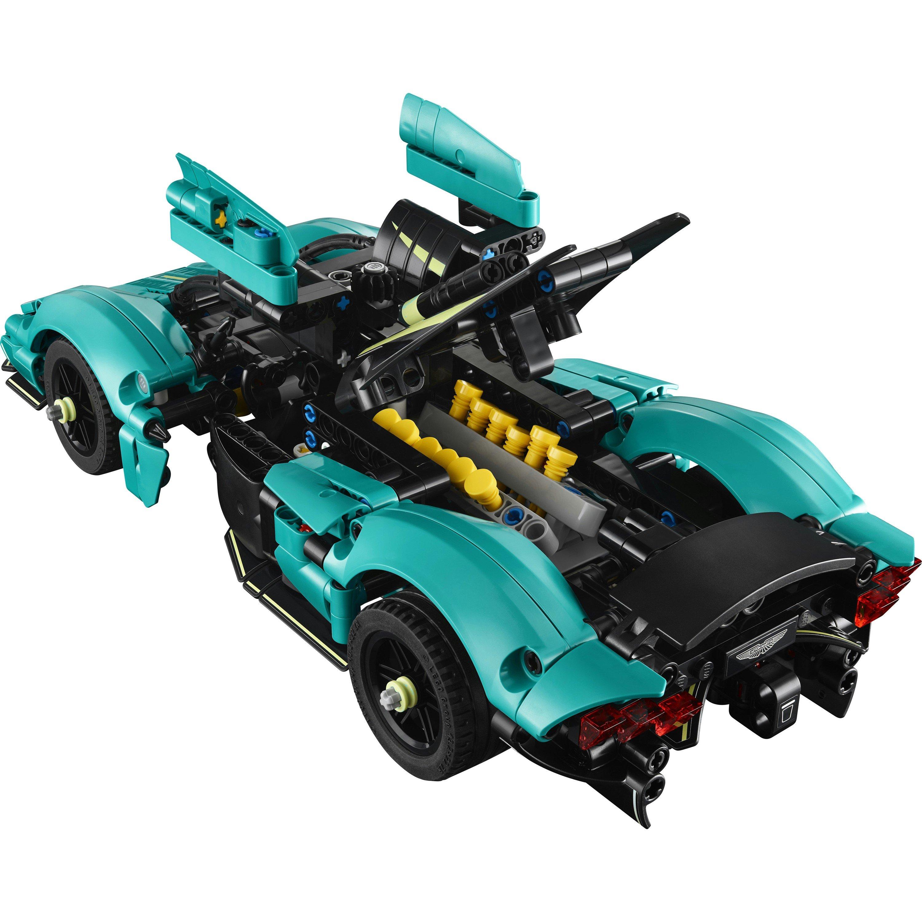 Ast Mar Valkyri - LEGO - LEGO® Technic Aston Martin Valkyrie Buildable Car Model Kit 42208 - 15