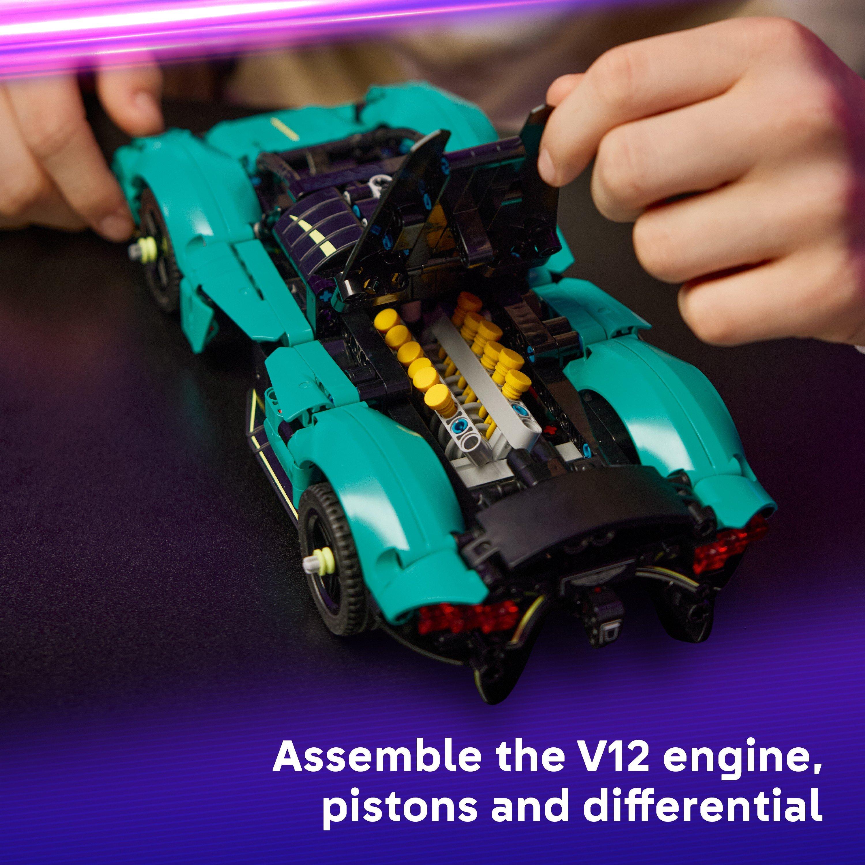 Ast Mar Valkyri - LEGO - LEGO® Technic Aston Martin Valkyrie Buildable Car Model Kit 42208 - 4