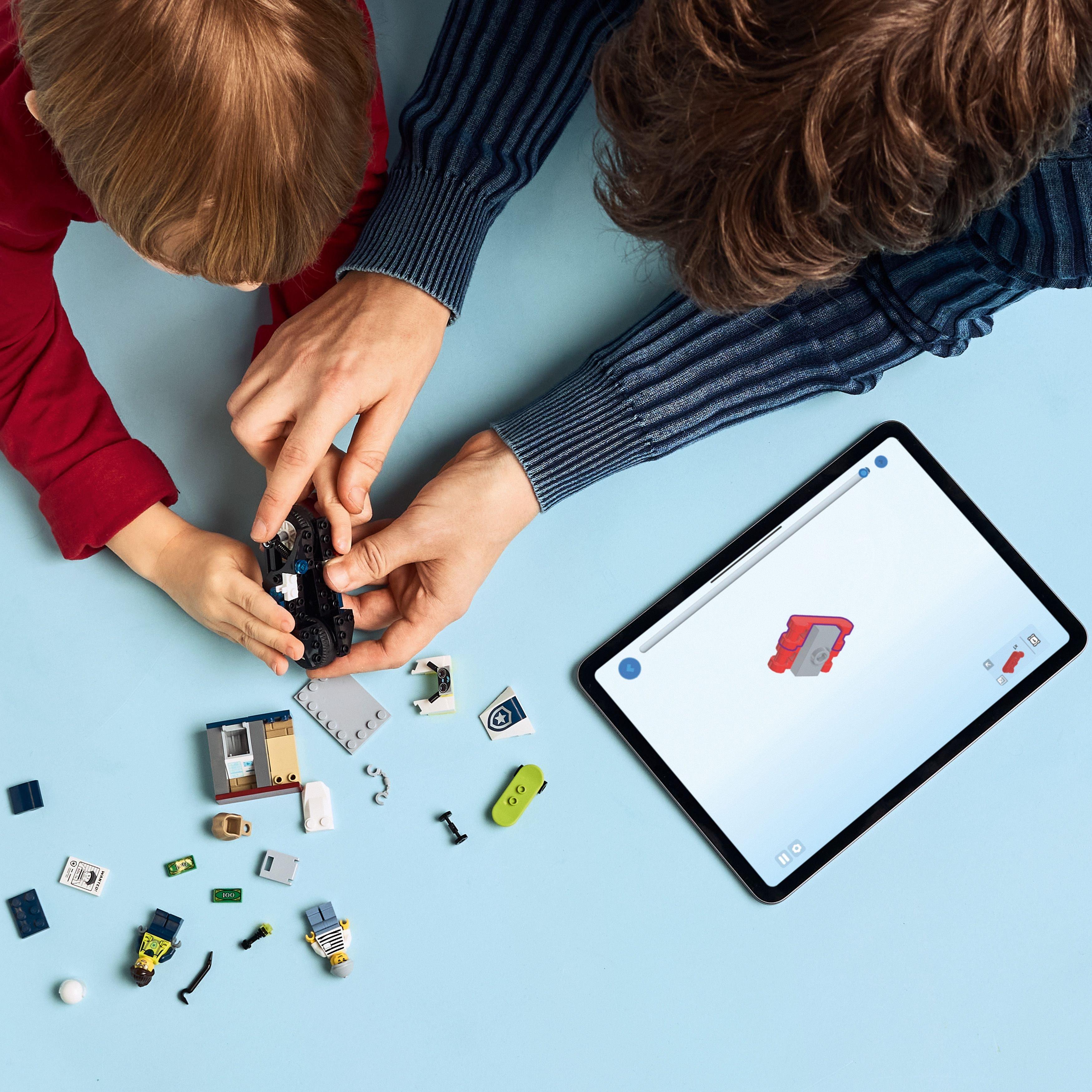 Police Mcycle - LEGO - LEGO® City Police Motorcycle Chase Toy Motorbike Set for Ages 4 and over 60455 - 2