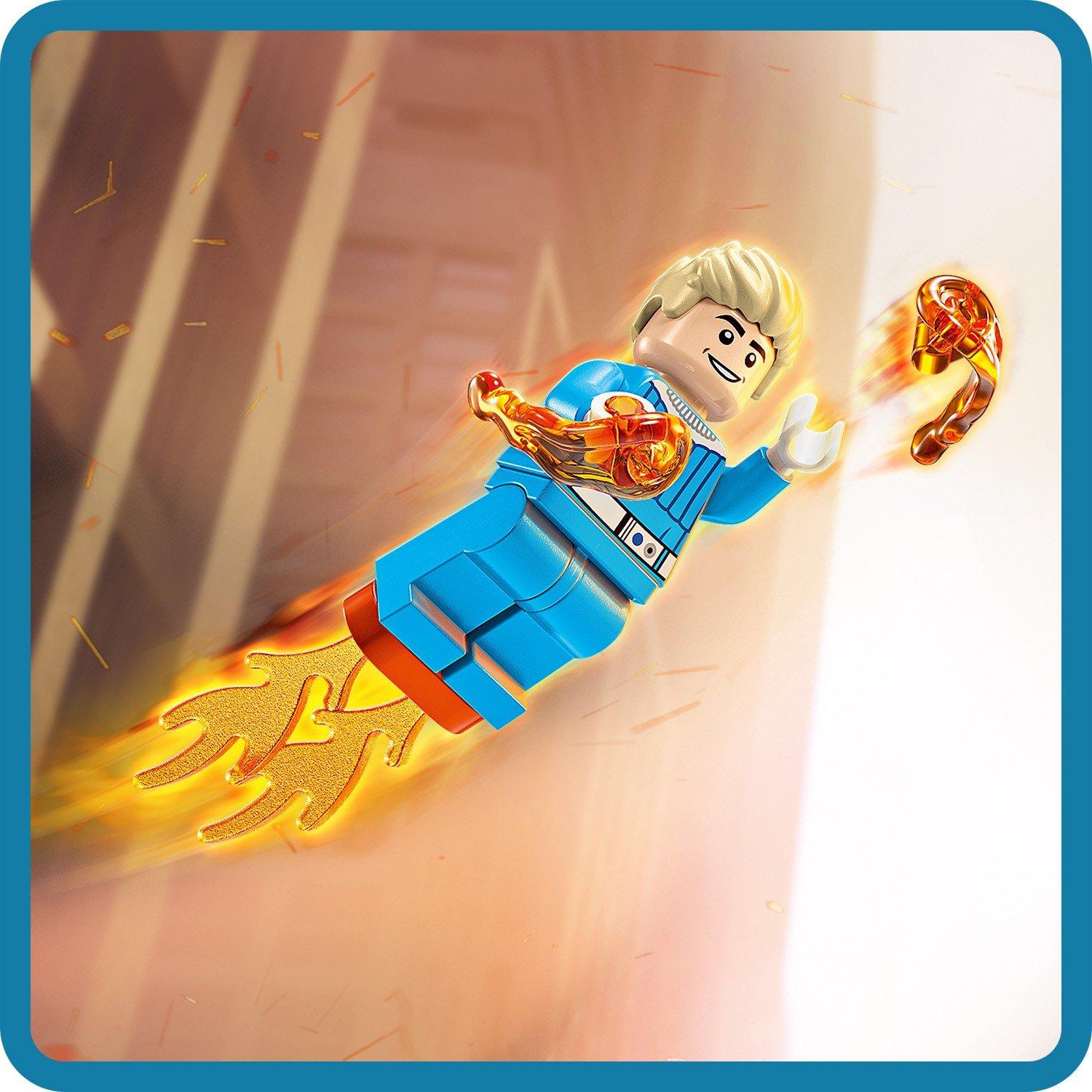 TBC - LEGO - Marvel 76316 Fantastic Four vs. Galactus Construction Figure - 11