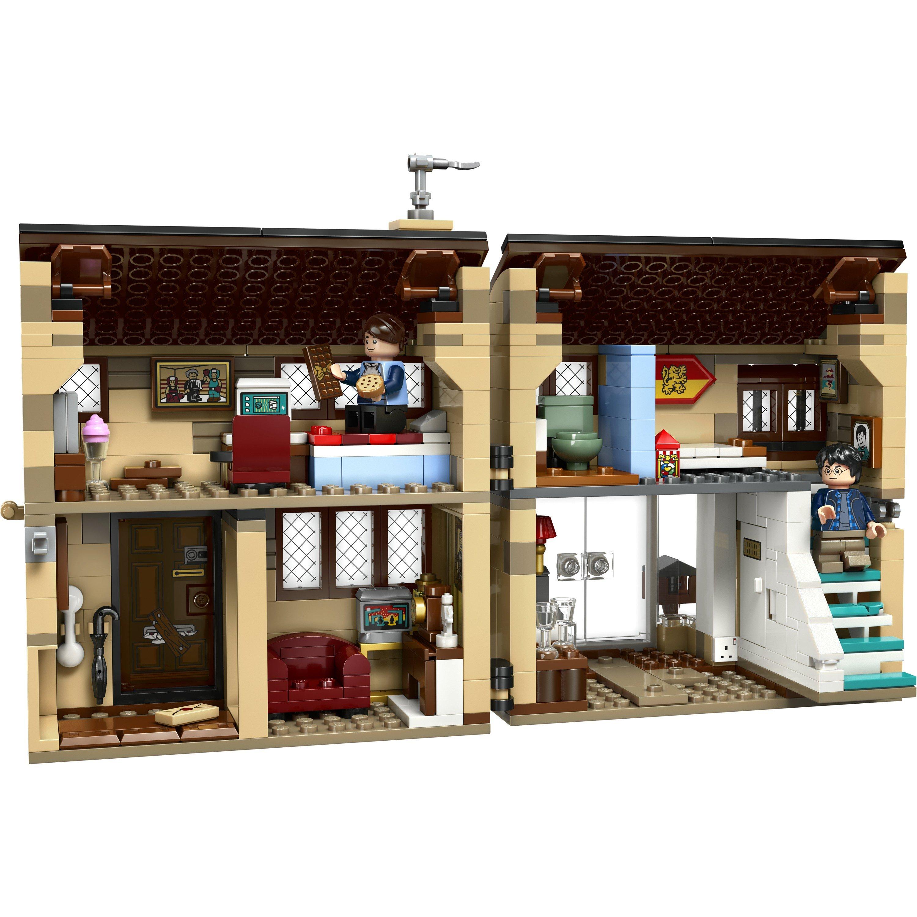 Marges Visit - LEGO - LEGO® Harry Potter™ Privet Drive: Aunt Marge’s Visit Buildable House 76451 - 13