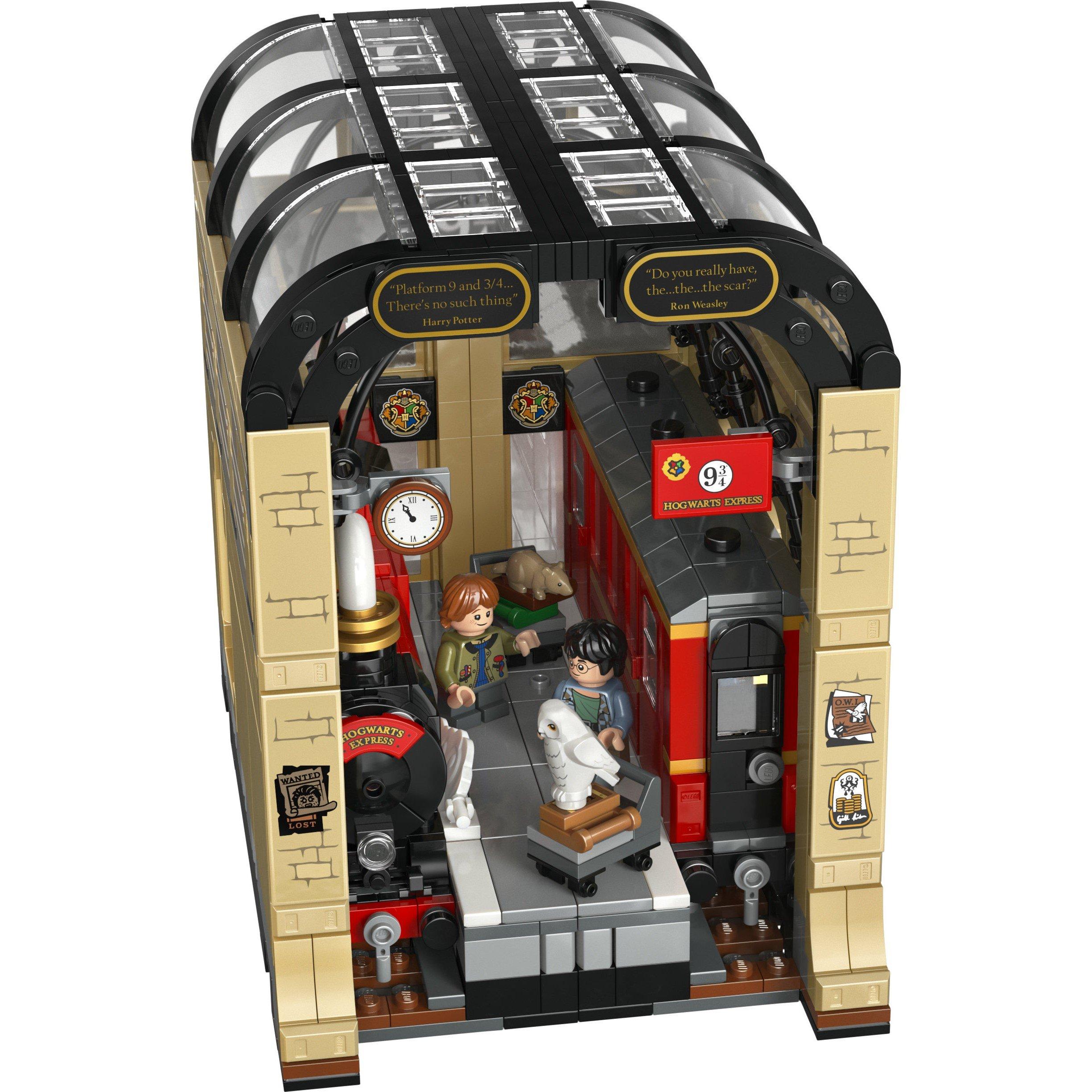 Hogwart Express - LEGO - LEGO® Harry Potter™ Book Nook: Hogwarts™ Express Magical Toy 76450 - 14