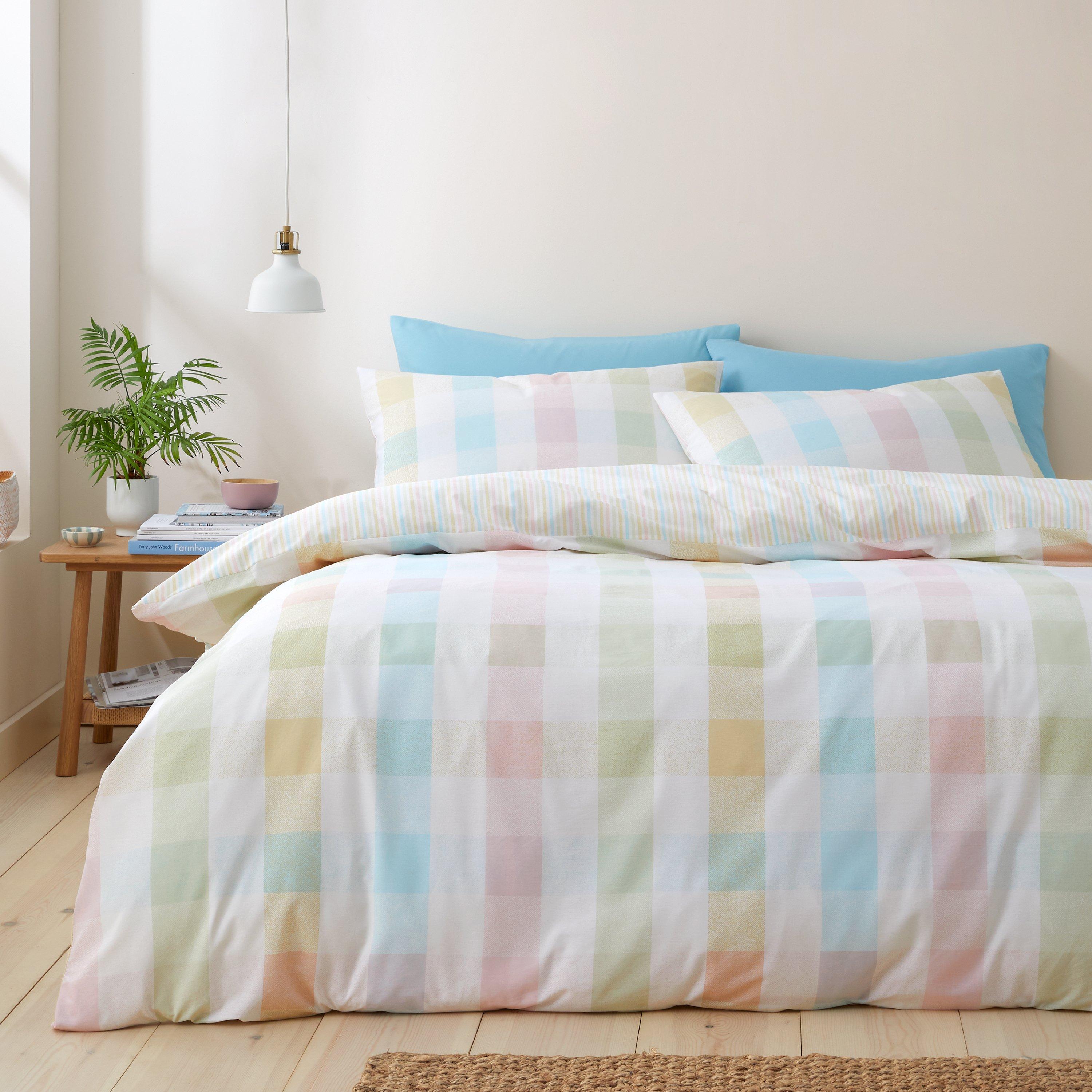 Catherine Lansfield Spring Check Reversible Duvet Cover Set in Size Single, Sports Direct - Image 5