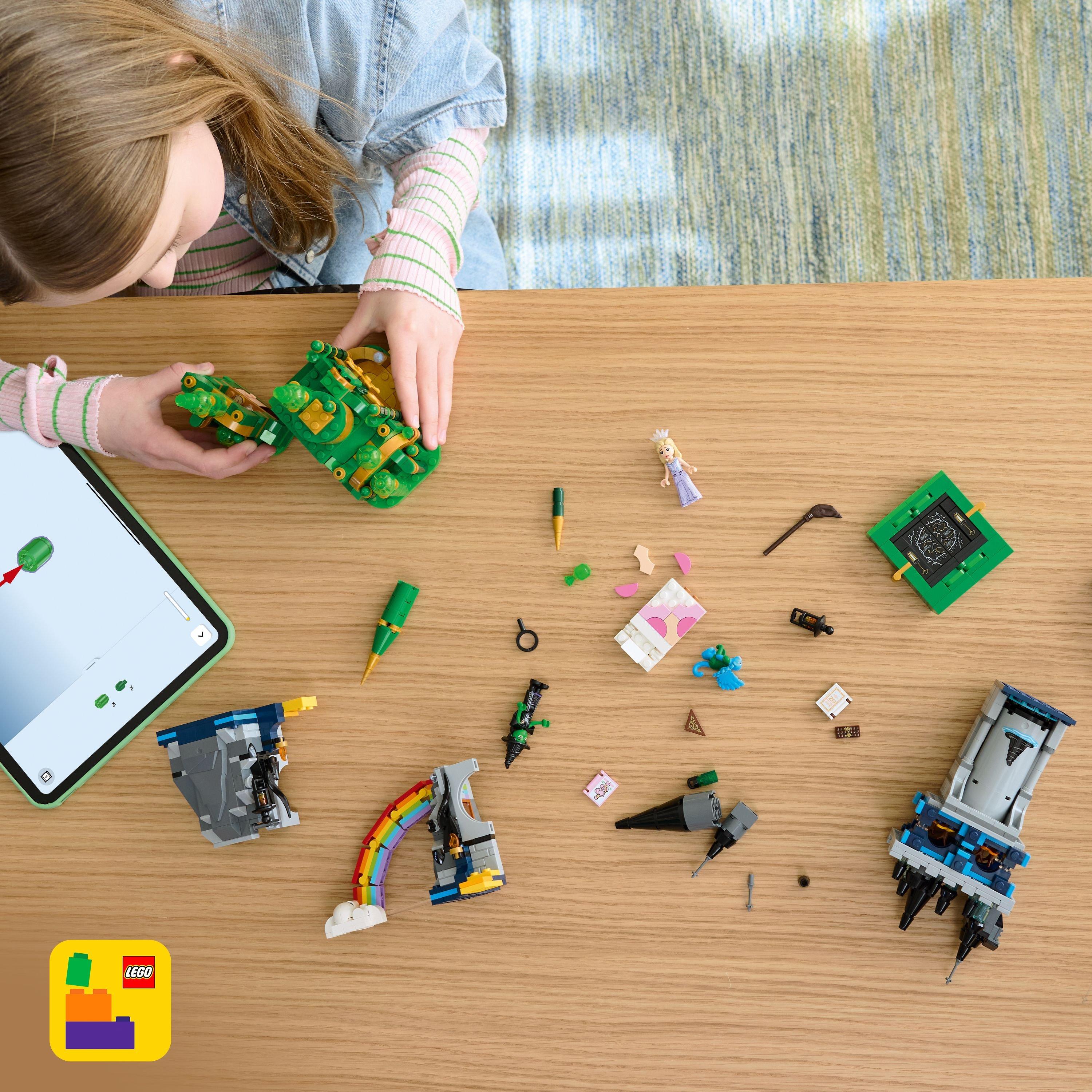 City and Castle - LEGO - LEGO Wicked Emerald City & Kiamo Ko Castle Playset Adventure Gift Building Toy 75689 - 2