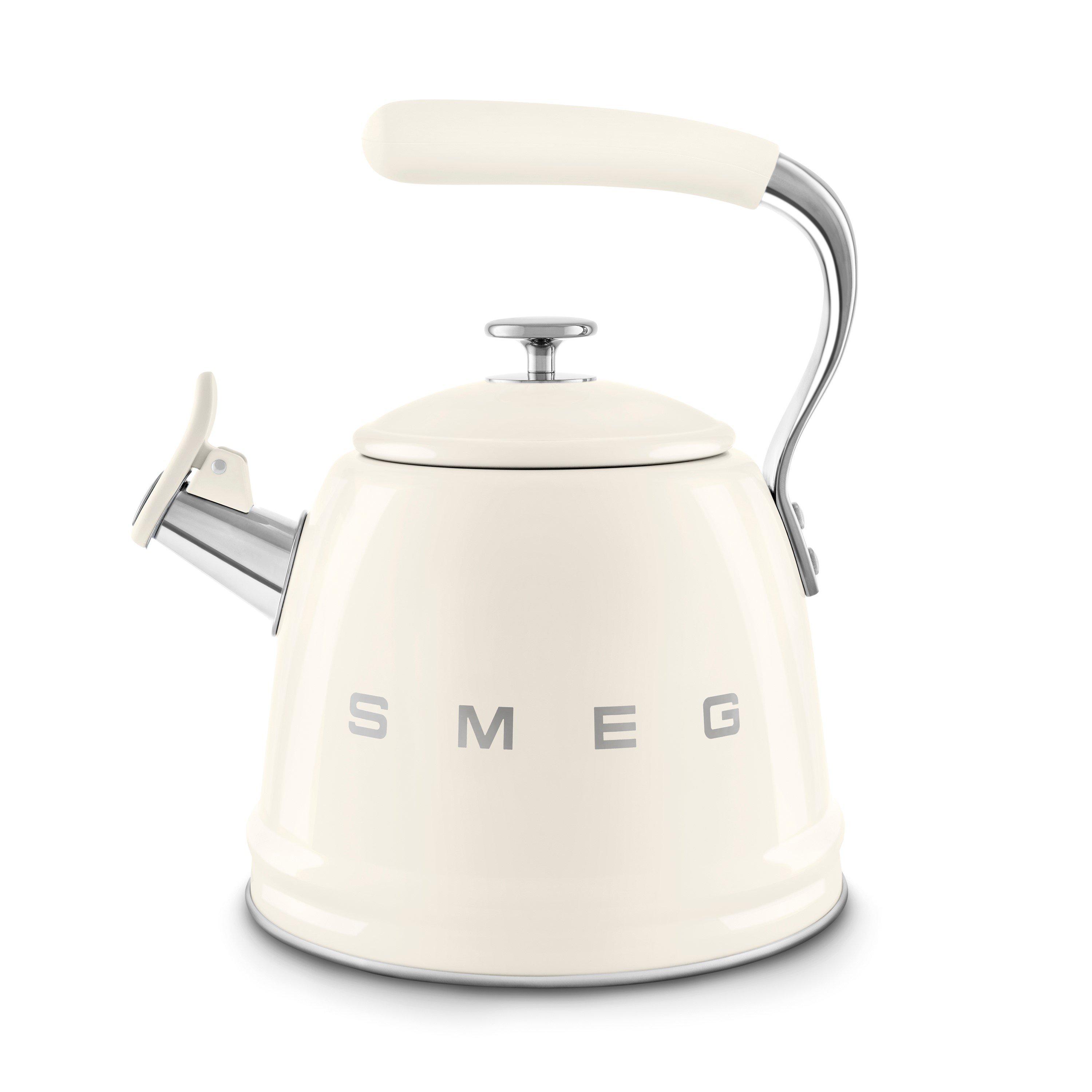 Smeg 50's Style Whistling Kettle