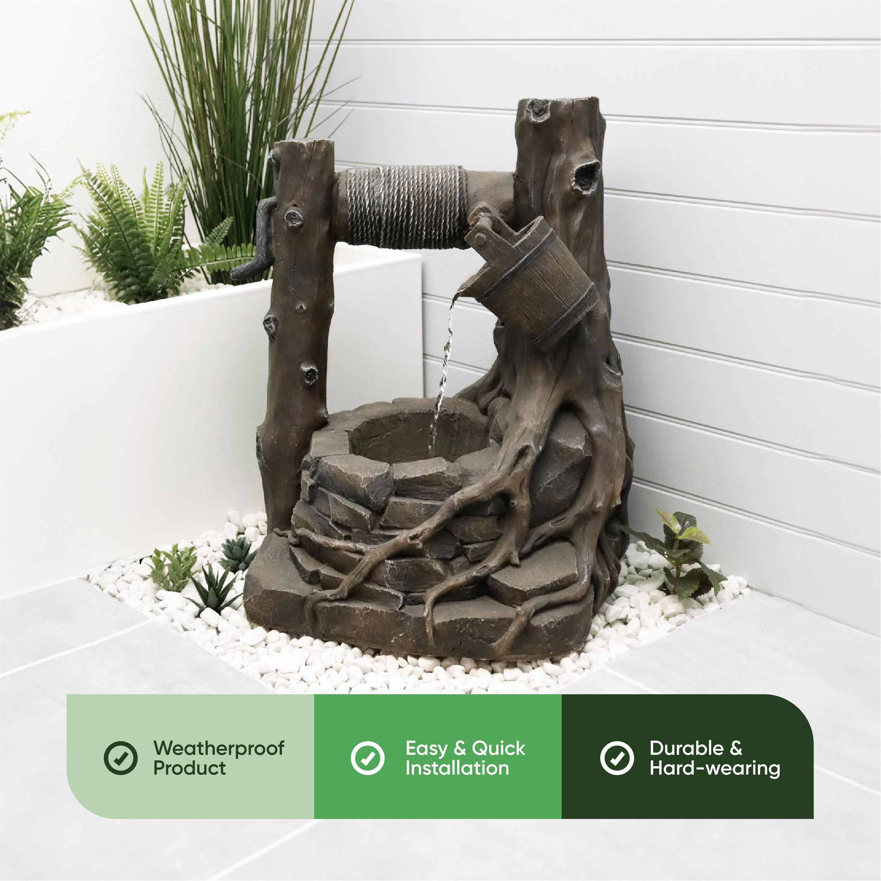 Brick Well - Streetwize - Sol Water Feature - 4