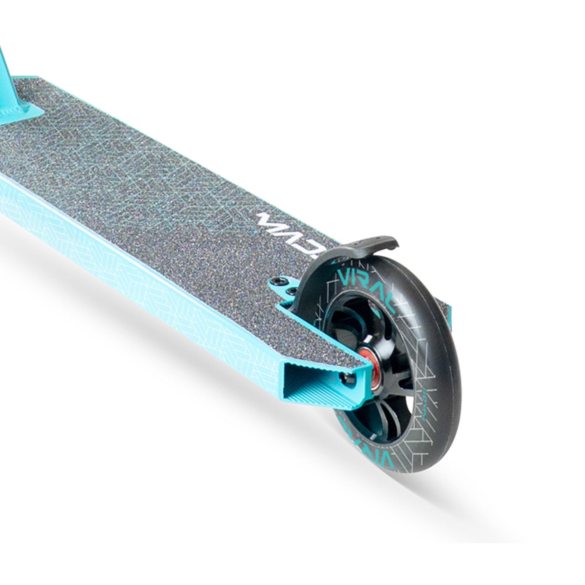 Aqua - Madd Gear - VIRAL PURGE PRO SERIES SCOOTERS - AGE 8+ - 8