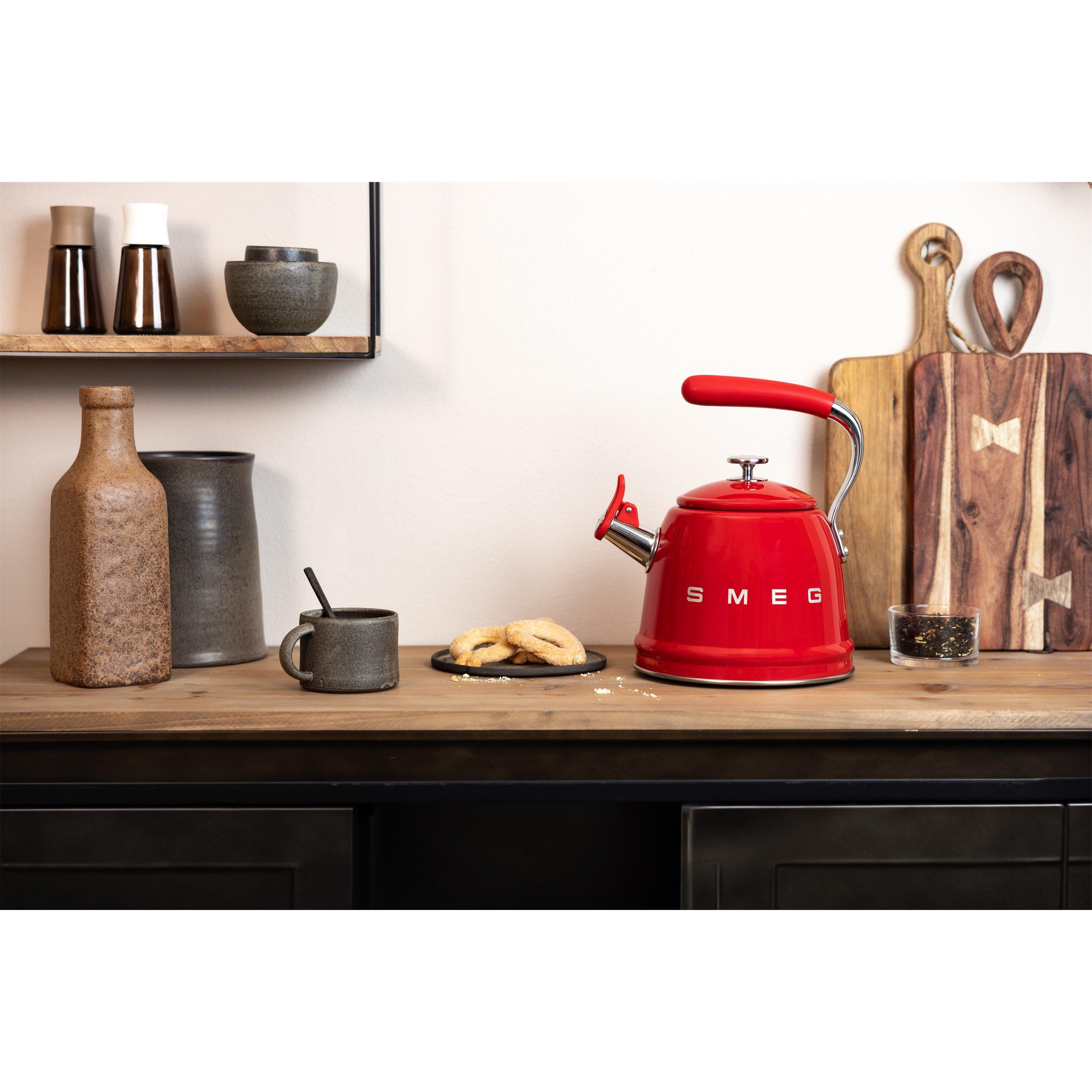 Red - Smeg - Whistling Kettle in Red - 7