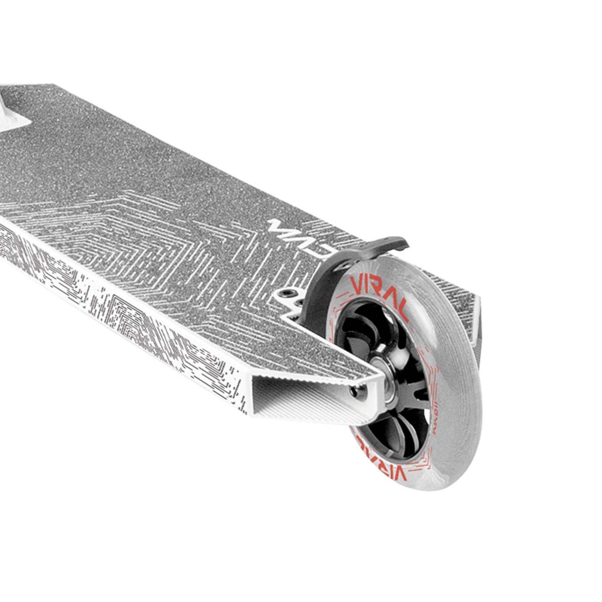 Bright White - Madd Gear - VIRAL EXTREME PRO SERIES SCOOTERS FOR AGE 10+ - 8