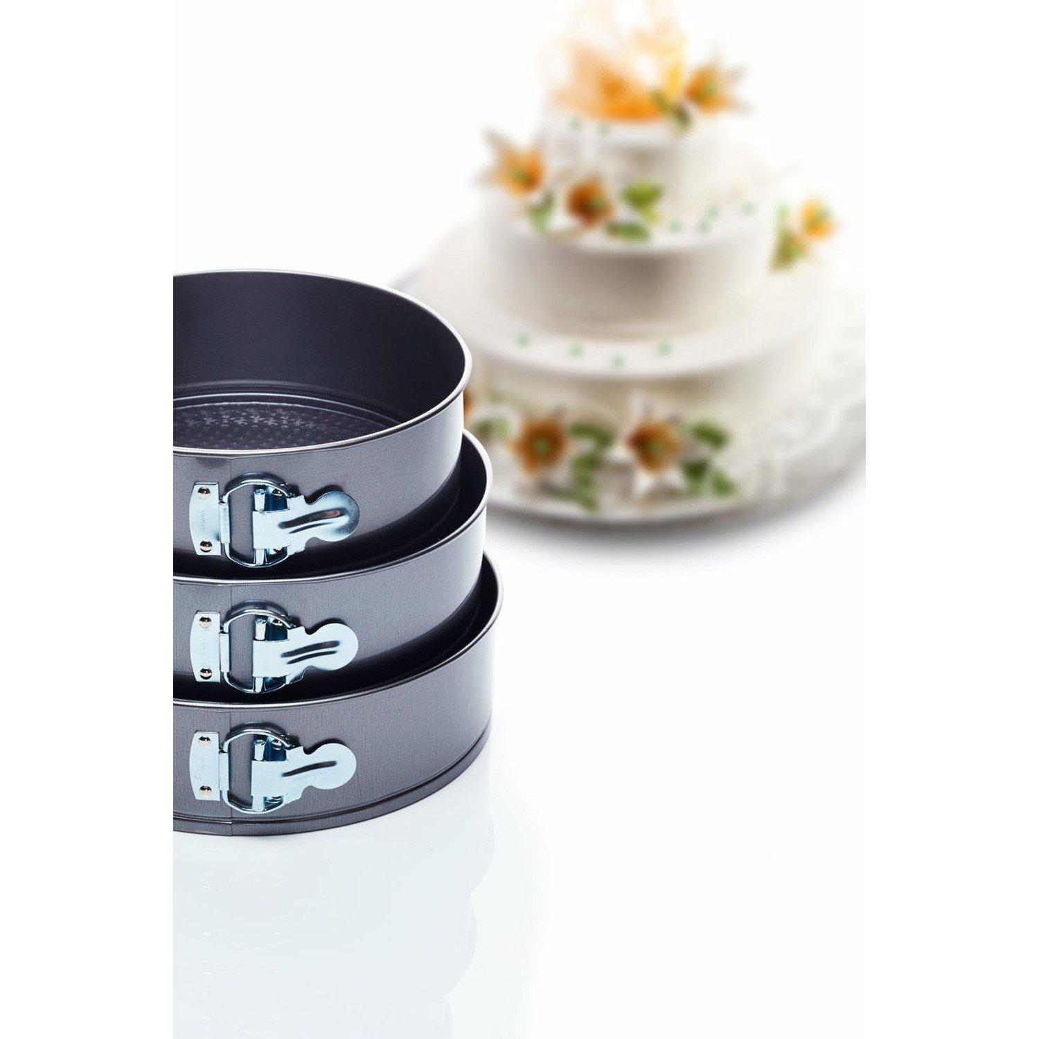 Black - KitchenCraft - KitchenCraft Three Piece Non-Stick Spring Form Cak - 2