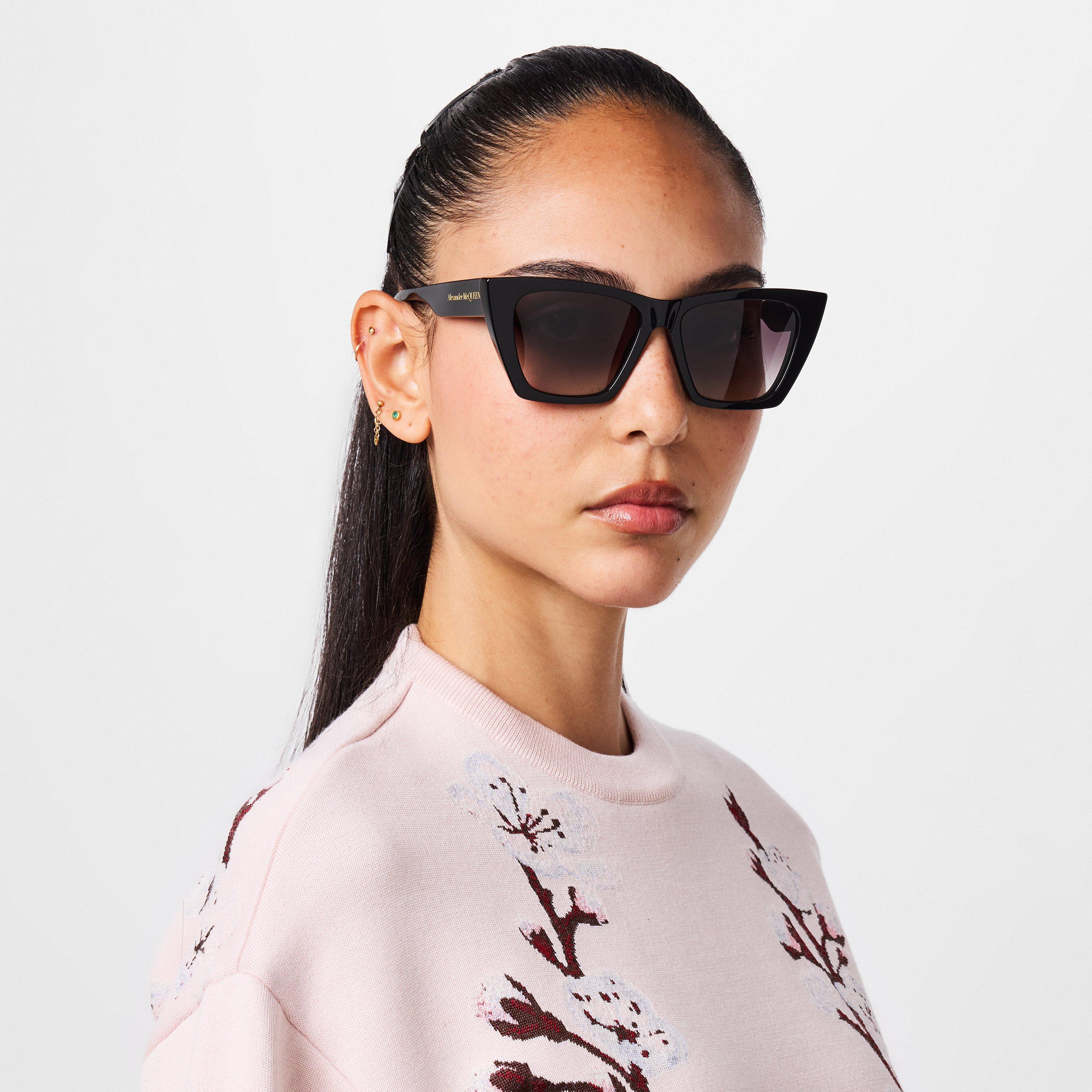 Black - Alexander McQueen - Women's Opaque Tortoiseshell Alexander McQueen Cat-Eye Sunglasses - 2