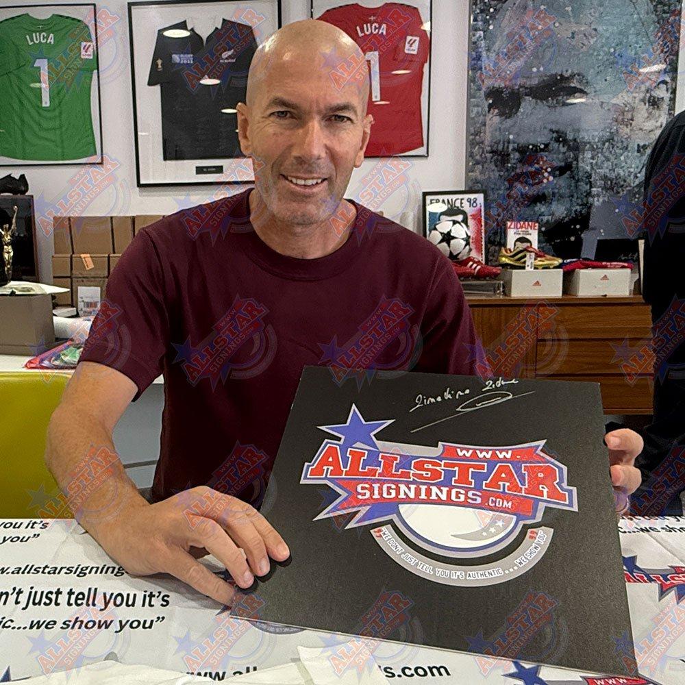 Yellow - AllStarSignings Ltd - Zinedine Zidane Signed France 1998 World Cup photo - 3