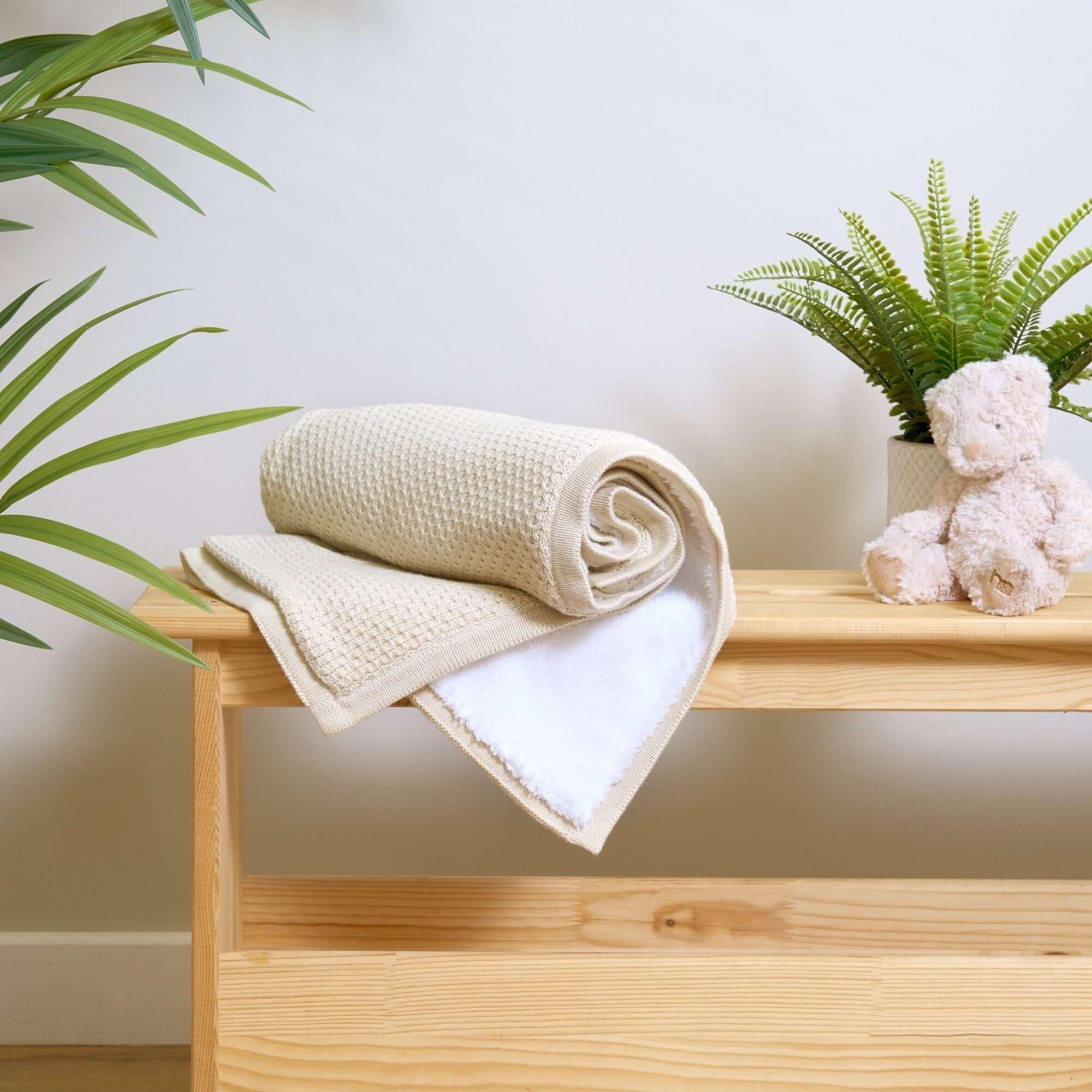 Cream - Clair De Lune - Organic Knit Sherpa Blanket - 3