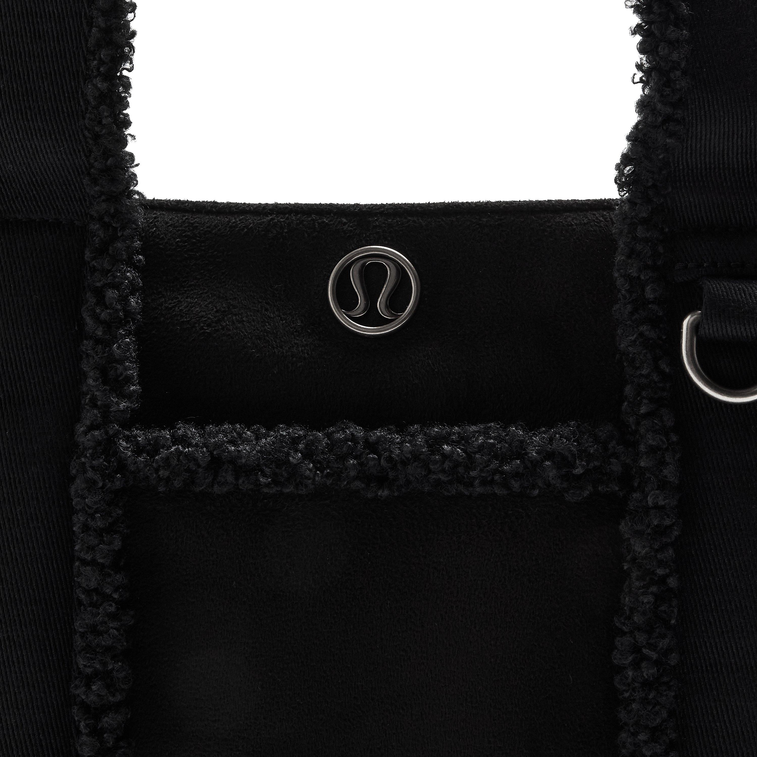 Black - Lululemon - LLM Shearling Tote Ld61 - 4