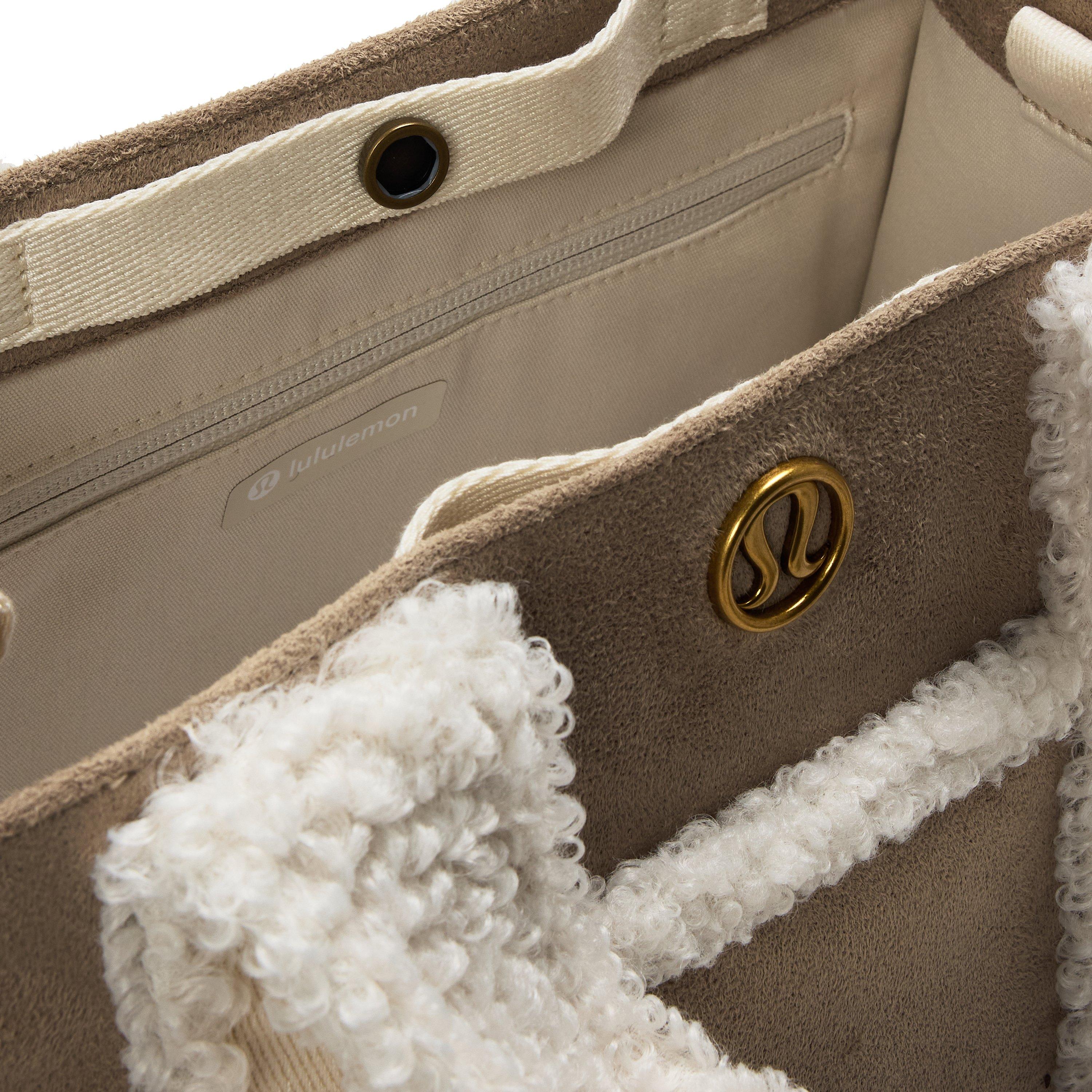 Sheer Oak - Lululemon - LLM Mini Shearl Tote Ld61 - 4