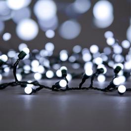 Snowtime 600 LED Colour Switch Cluster Berry Lights