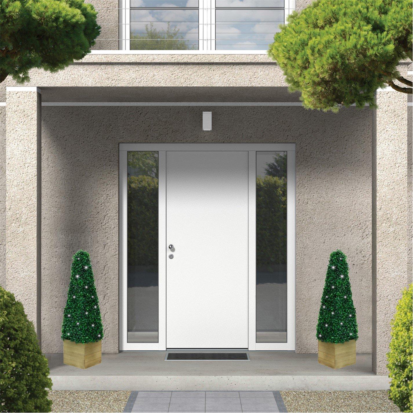 Pyramid - Streetwize - Artificial Topiary - Solar Powered - Obelisk Design - 2