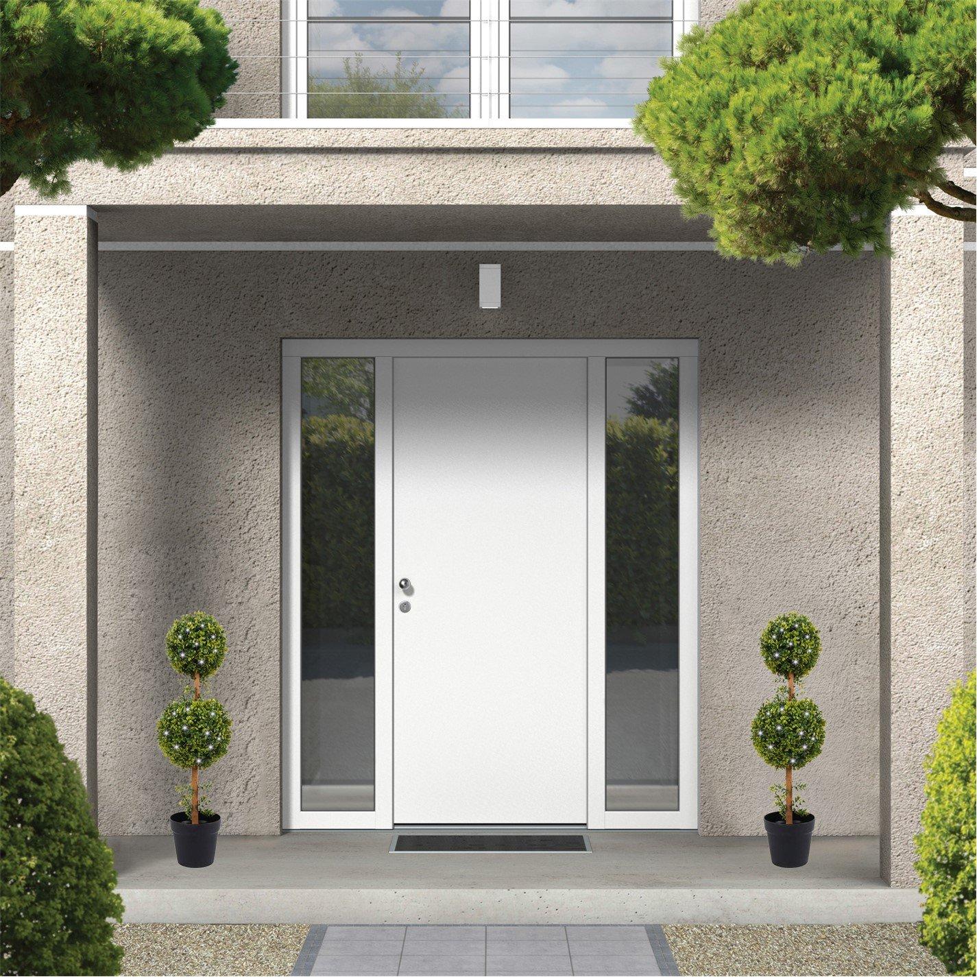 Topiary - Streetwize - Solar Double Bay Ball in Pot - 2