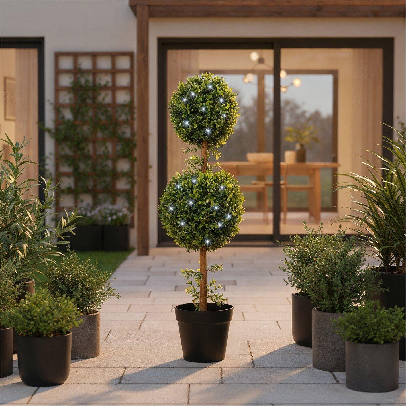 Topiary - Streetwize - Solar Double Bay Ball in Pot - 4