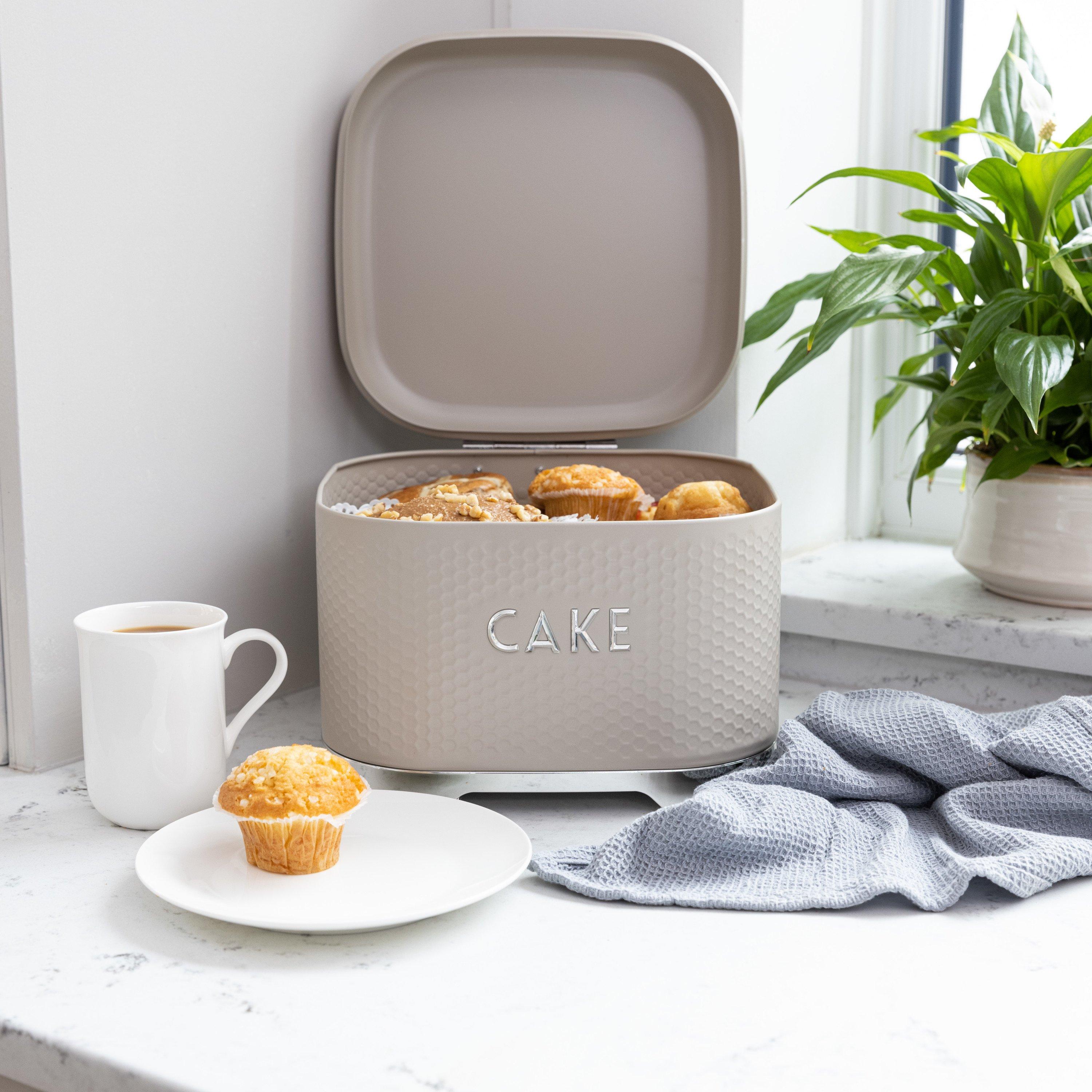 Cream - KitchenCraft - KitchenCraft Lovello Textured Cake Tin Iced Latte - 2