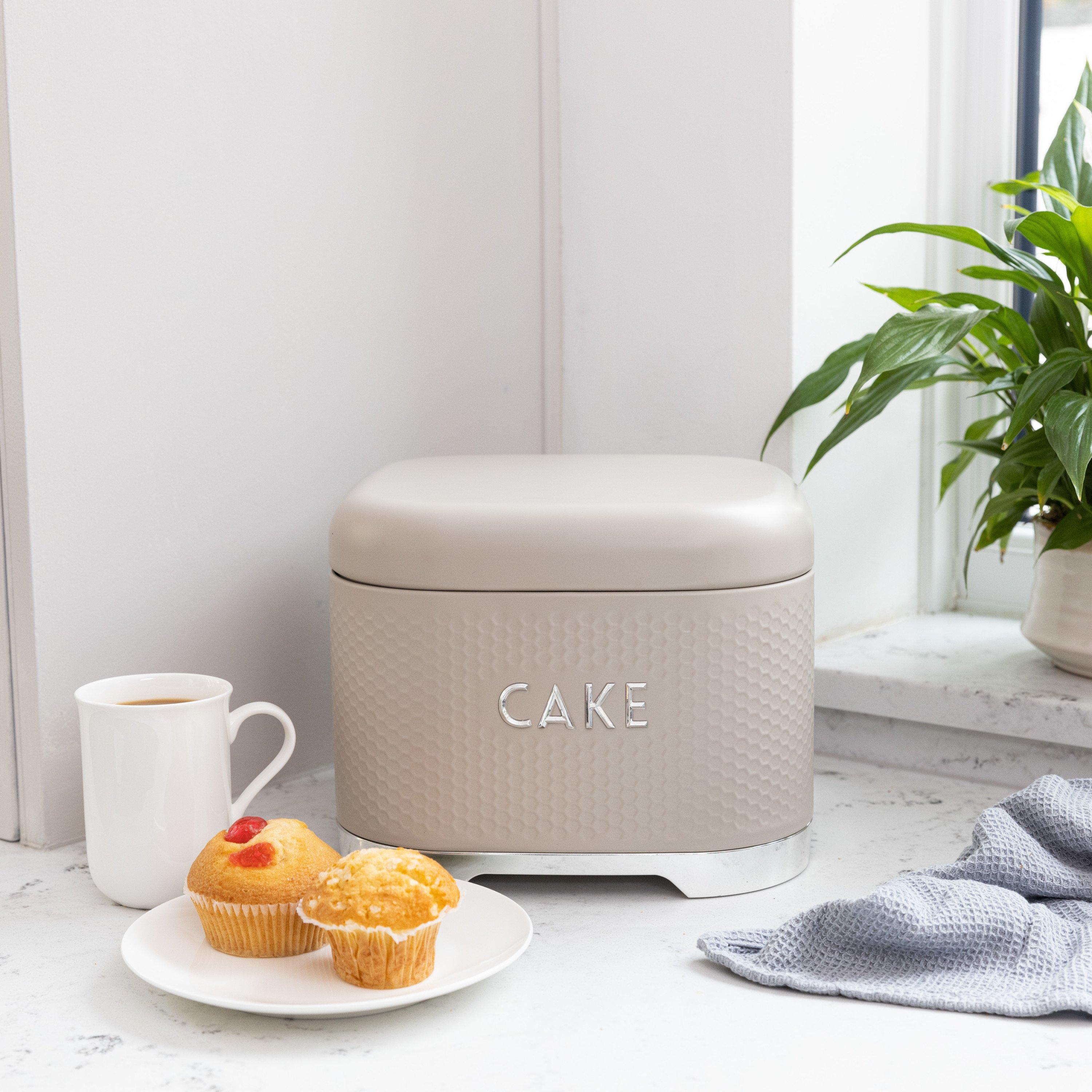 Cream - KitchenCraft - KitchenCraft Lovello Textured Cake Tin Iced Latte - 4
