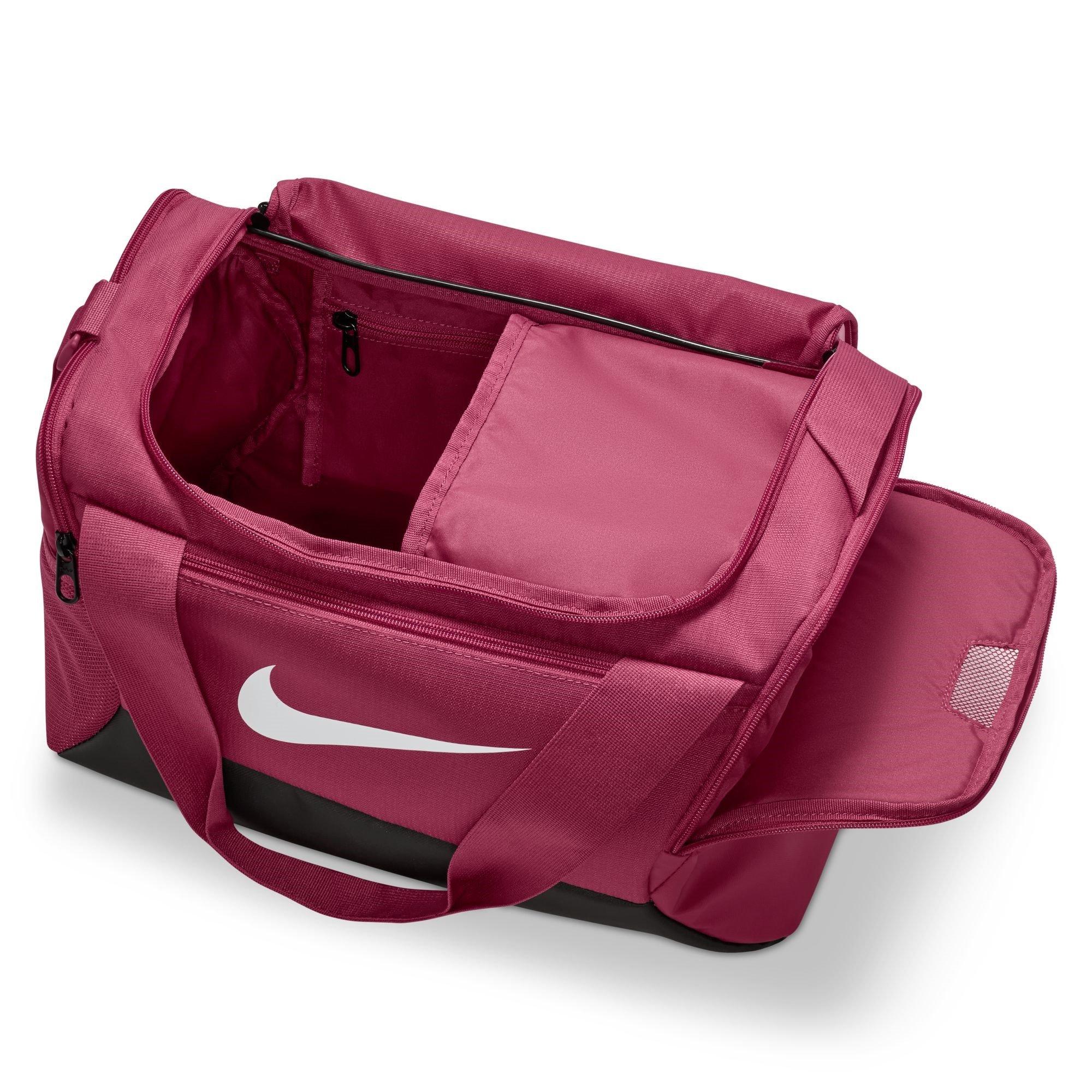 S.Beet/Blk/Wht - Nike - Brsla Duff Bag Sn61 - 5