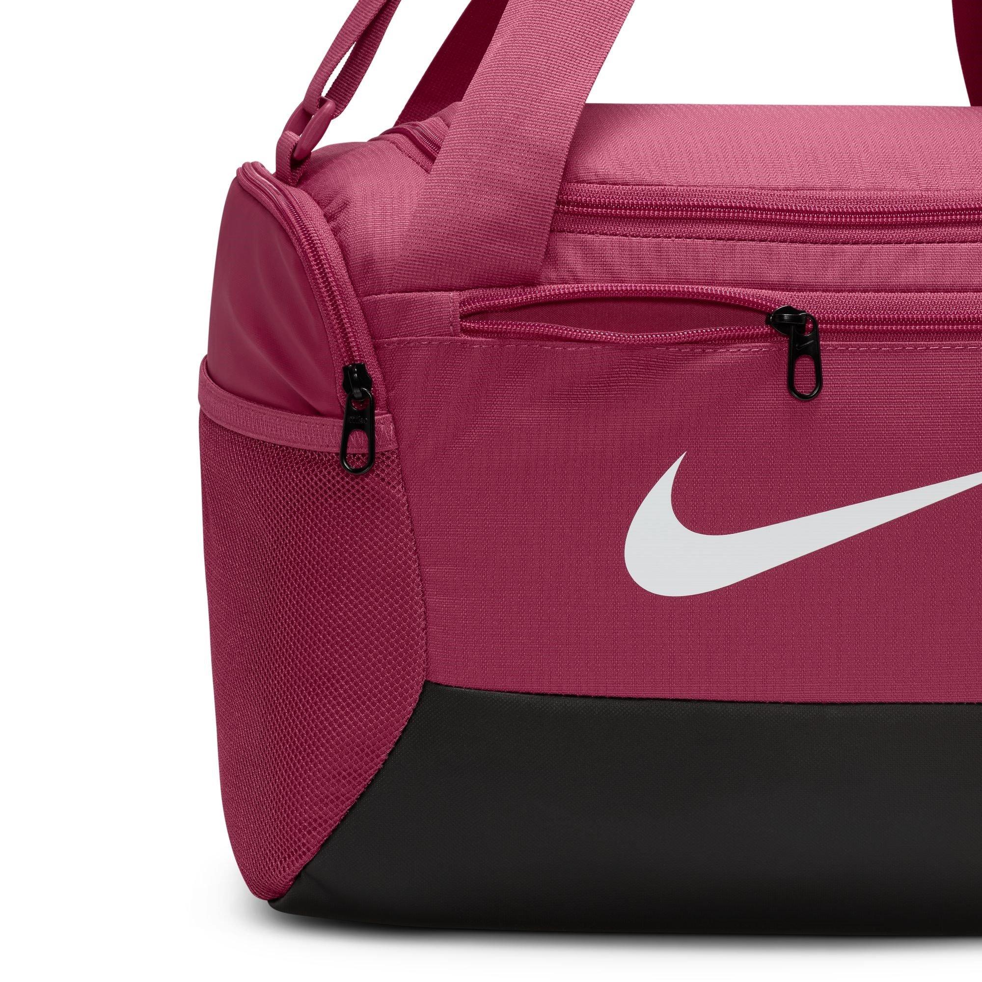 S.Beet/Blk/Wht - Nike - Brsla Duff Bag Sn61 - 6