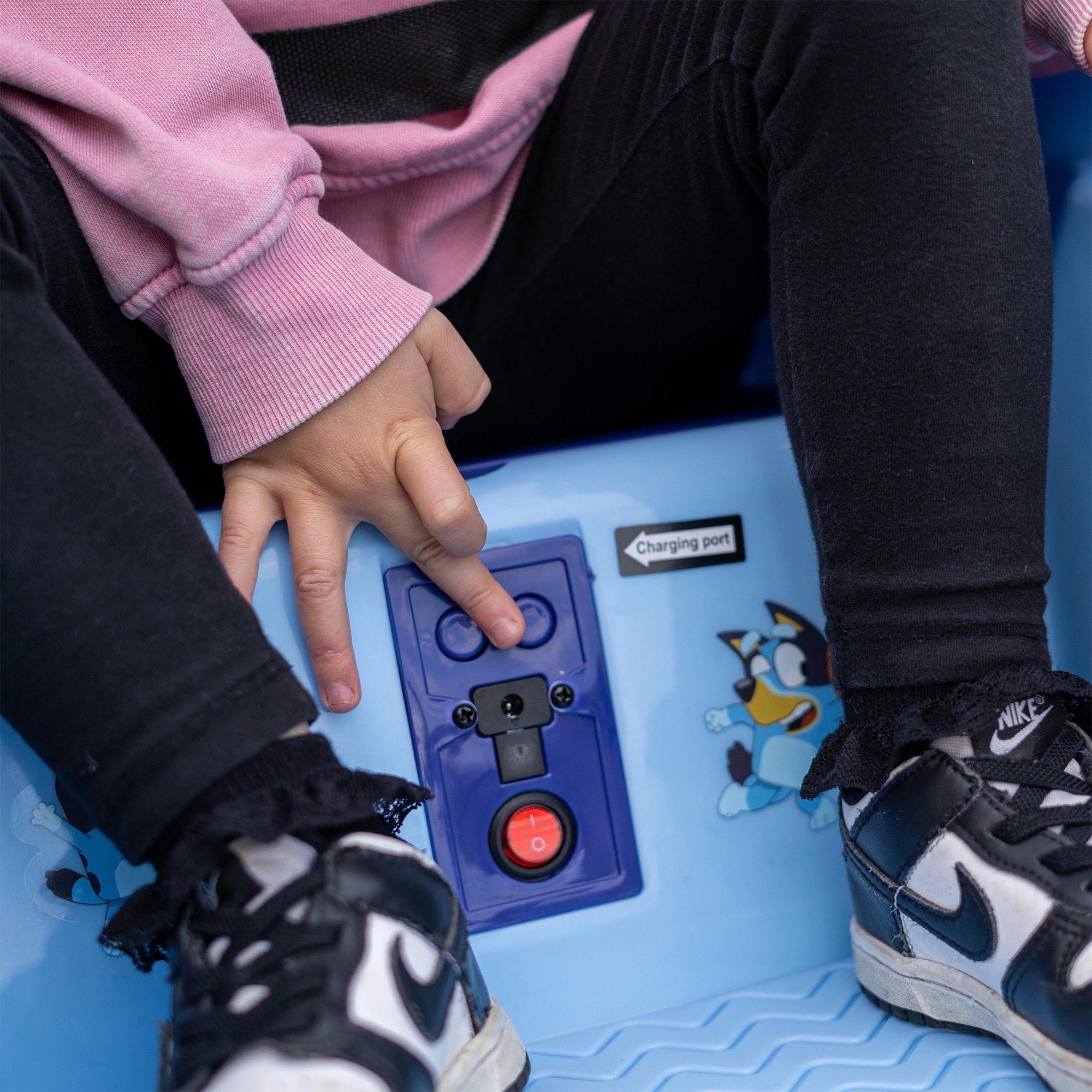 Multicoloured - Bluey - Bluey Electric Bumper Car Ride On - 5