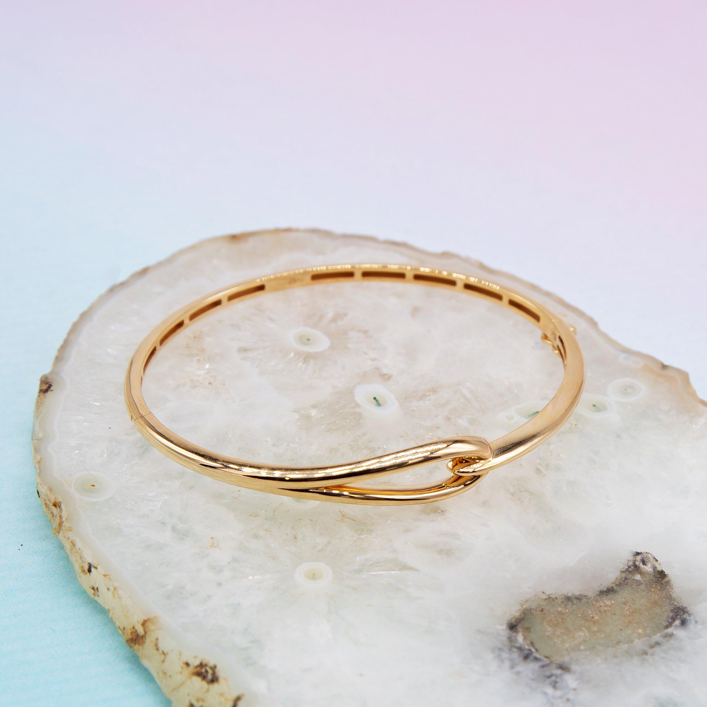 Yellow Gold - Be You - 9ct Gold Hook Knot Oval Bangle - 3