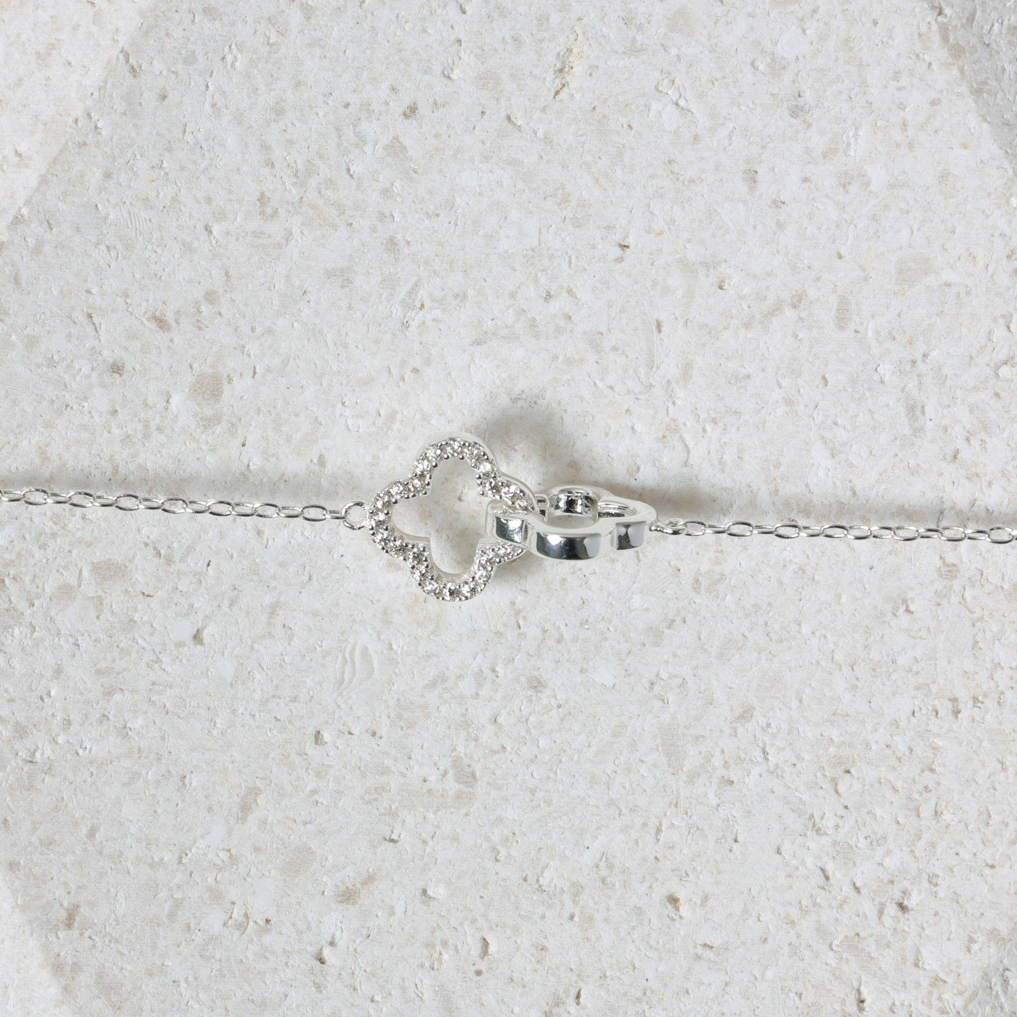 Silver - Simply Silver - Sterling Silver 925 Pave Clover Interlink Necklace - 3