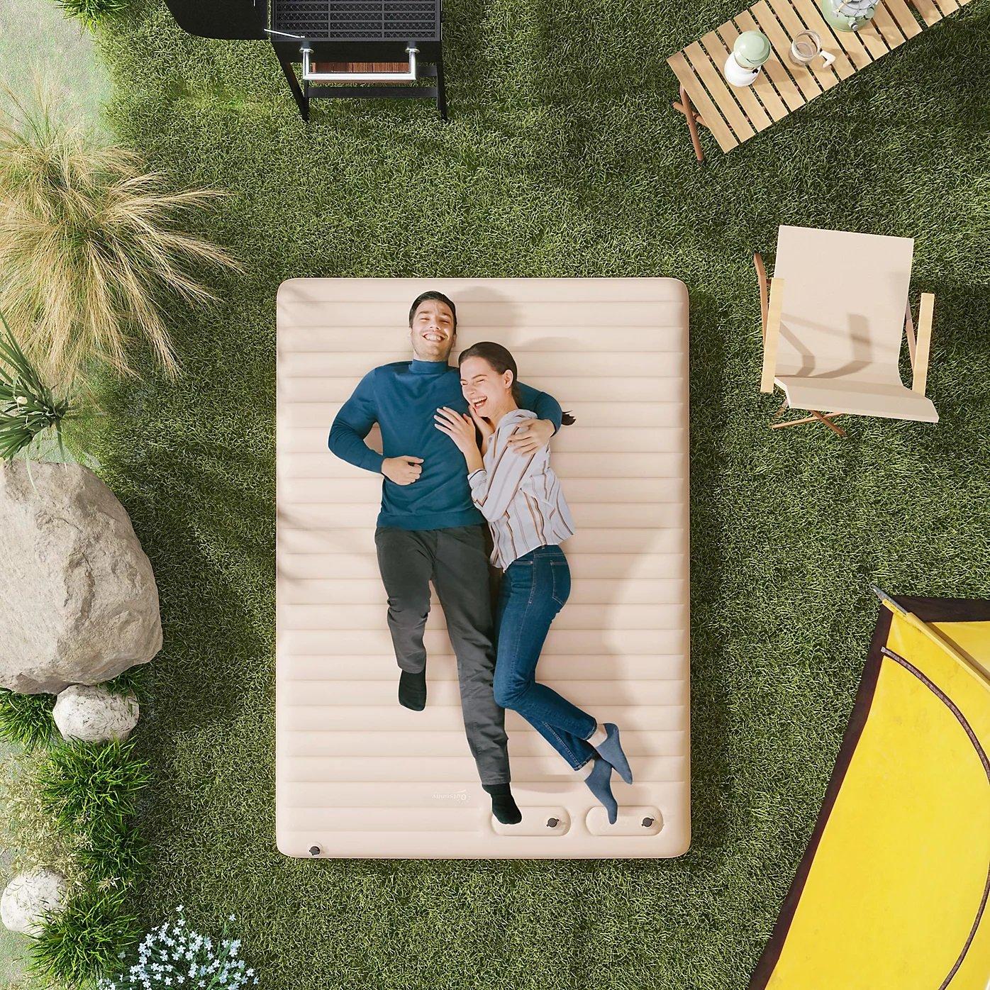 Outsunny Double Inflatable Mattress with Built-In Pump