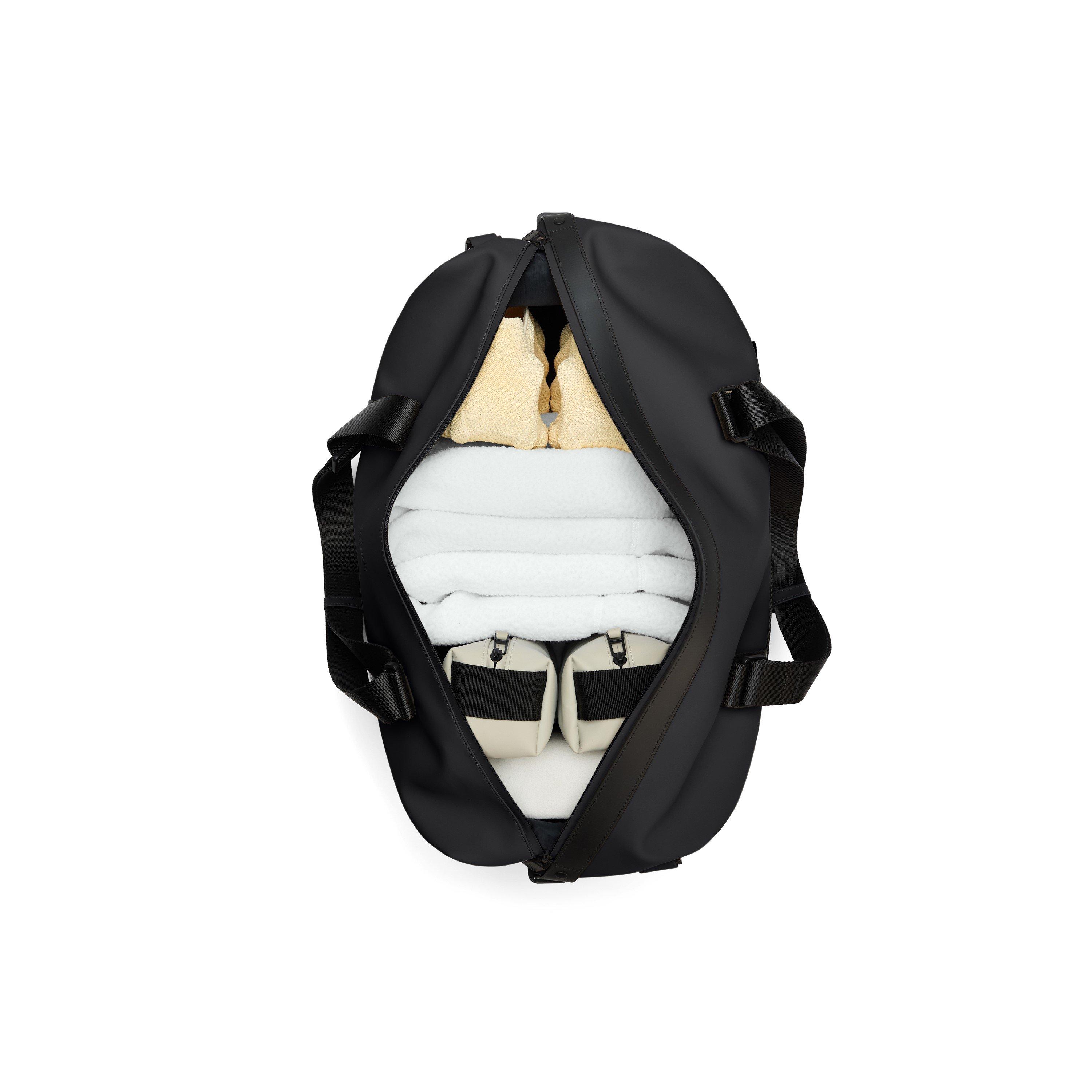 Black 01 - Rains - OTG Weekend Bag - 4