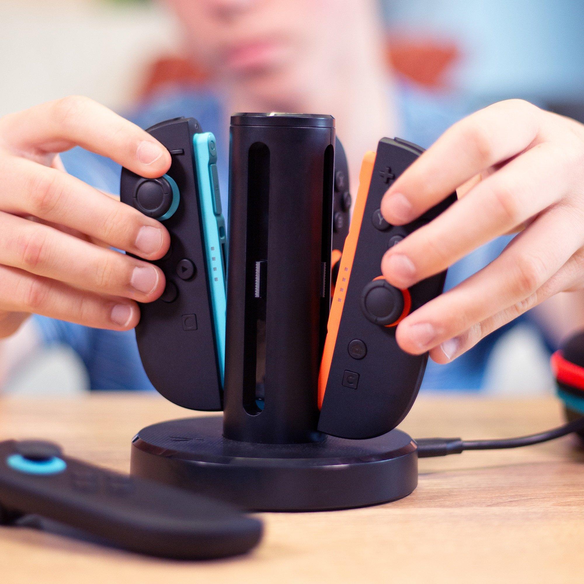 YUANHOT Dock di ricarica 8 in 1 per Nintendo Switch 2 2025 e Joycon originale e OLED, stazione di ricarica rapida magnetica bidirezionale per Switch 2, accessori per controller per giochi YUANHOT Dock di ricarica 8 in 1 per Nintendo Switch 2 2025 e Joycon originale e OLED, stazione di ricarica rapida magnetica bidirezionale per Switch 2, accessori per controller per giochi
