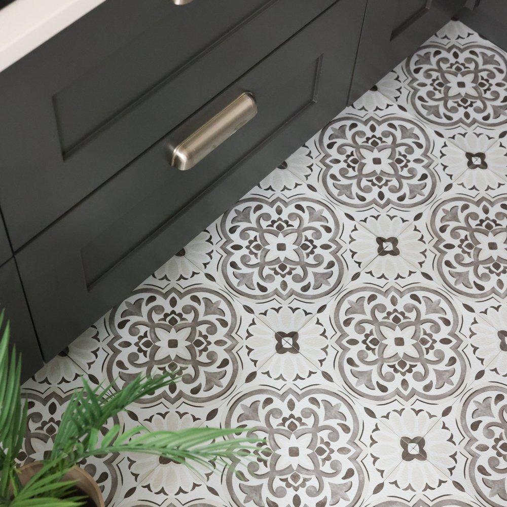 Floor Pops  Self Adhesive Vinyl Floor Tiles Massimo - Grey - 1.86 SQM