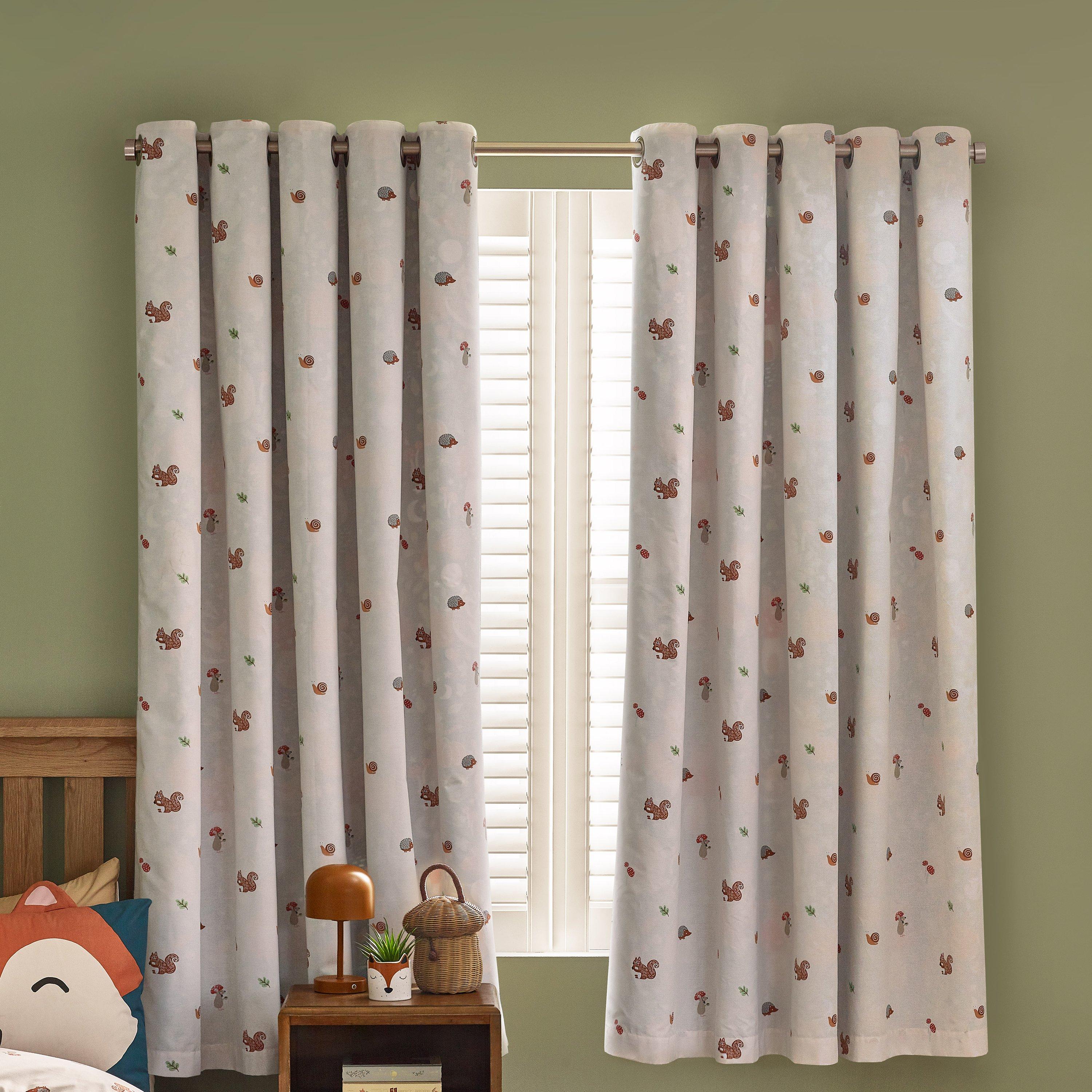 Green - Catherine Lansfield - Fox and Woodland Friends Eyelet Curtains - 4