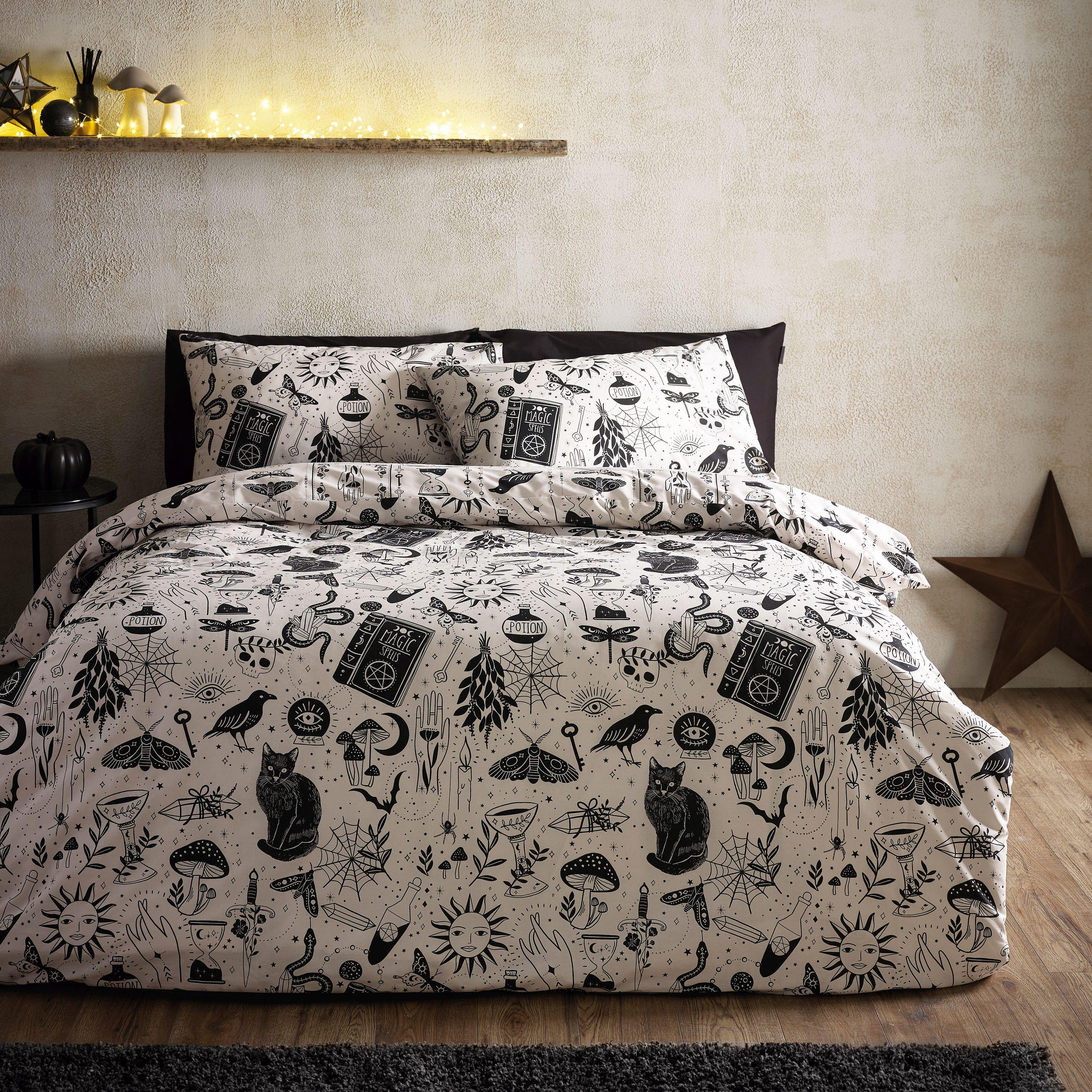 Black / Natural - Catherine Lansfield - Enchanted Witchcraft Reversible Duvet Cover Set - 1