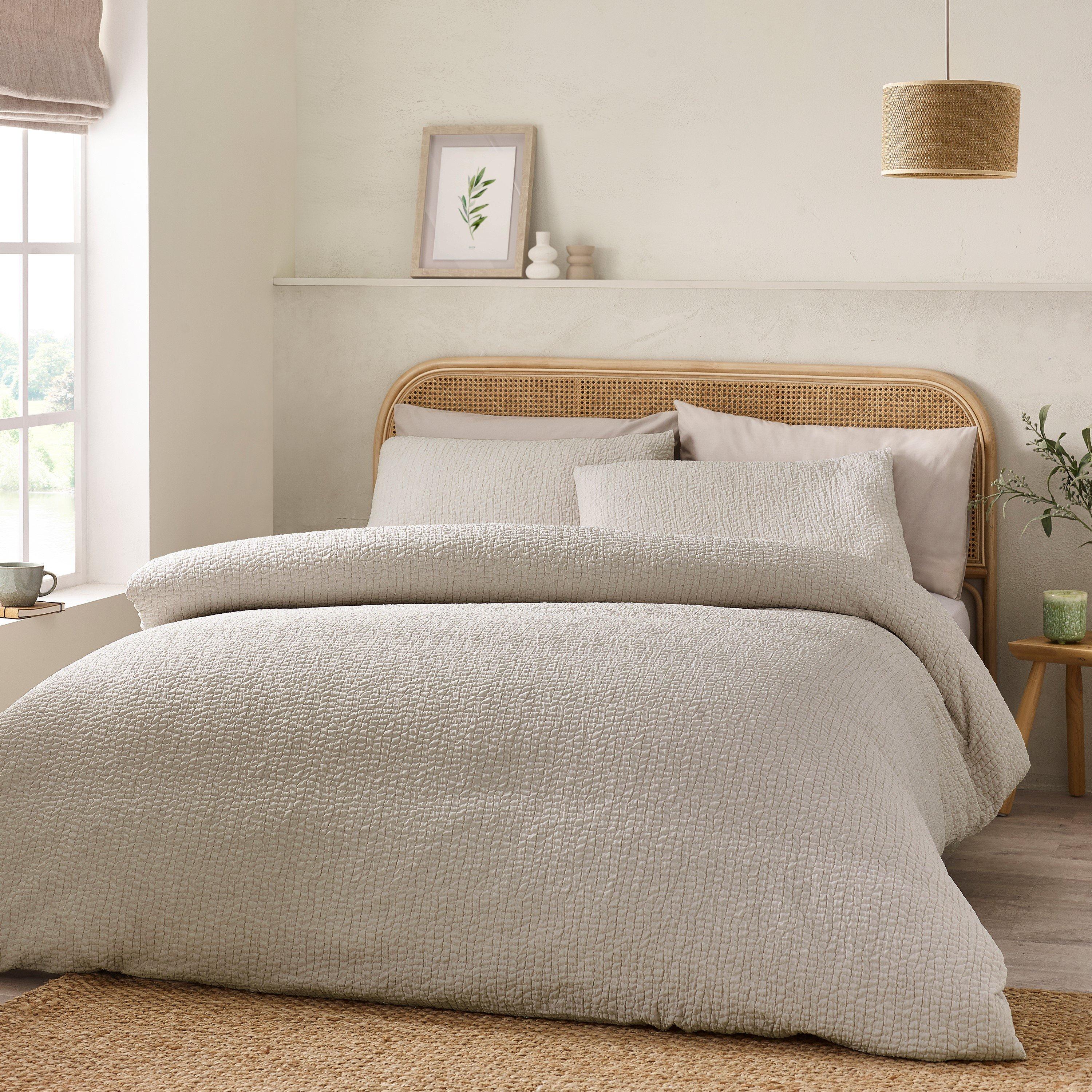 Catherine Lansfield  Crinkle Seersucker Duvet Cover Set - Natural - Double