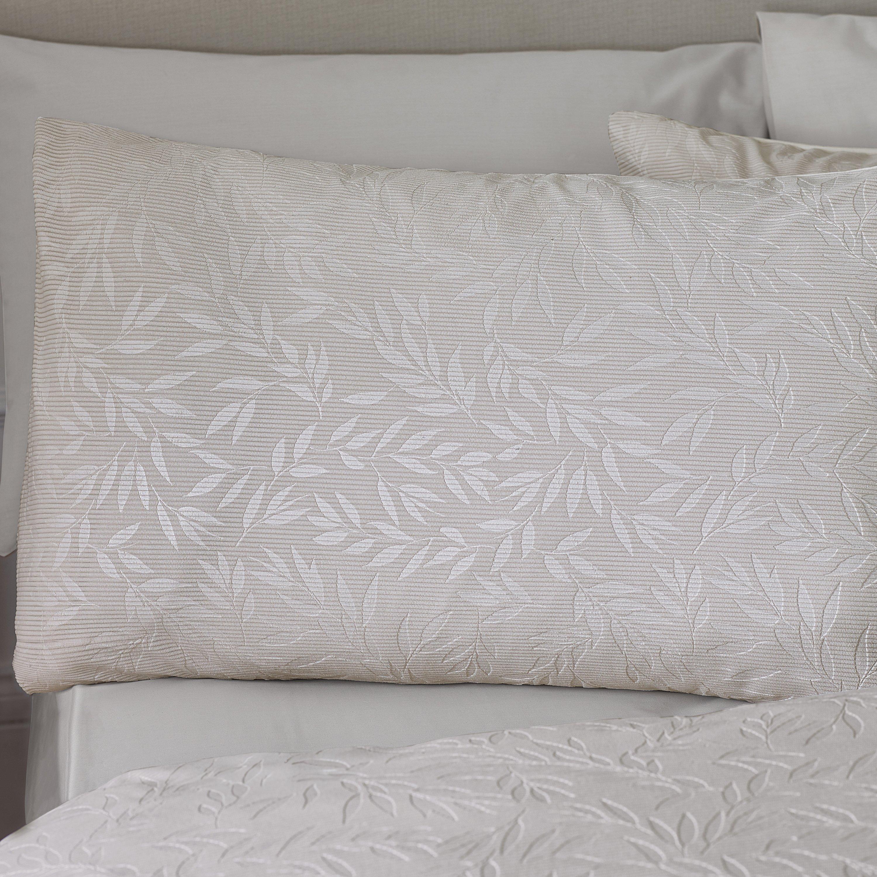 Champagne Gold - Catherine Lansfield - Corded Leaves Duvet Cover Set - 2