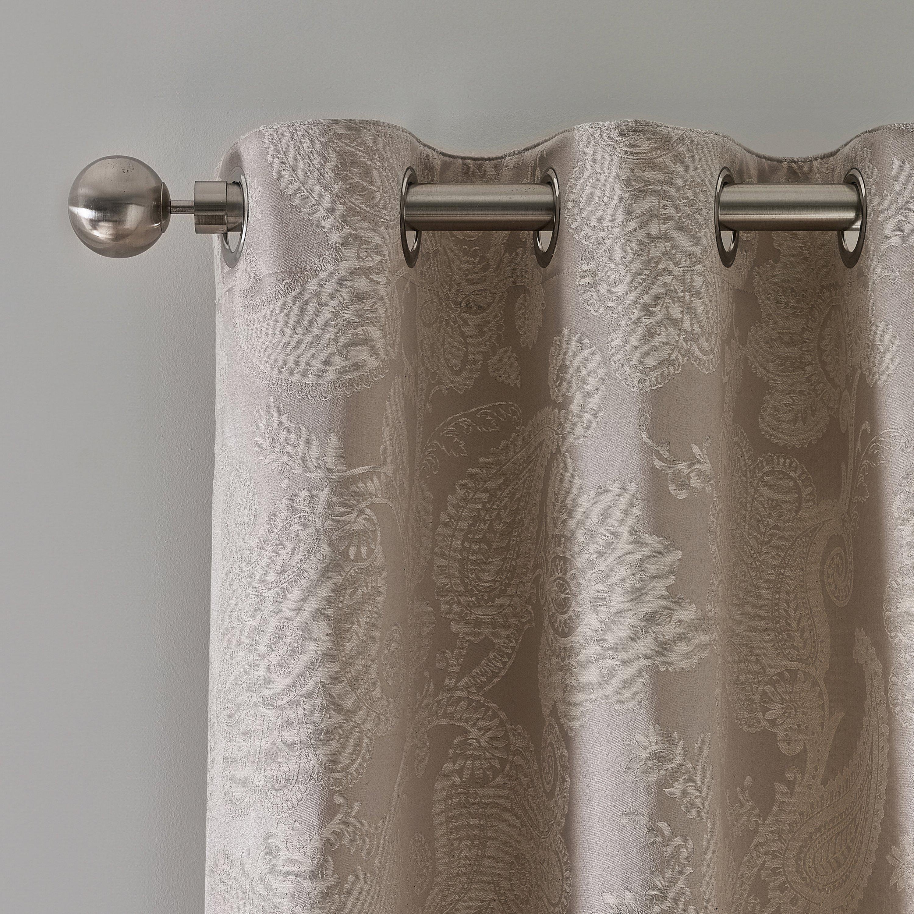 Champagne Gold - Catherine Lansfield - Opulent Jacquard Lined Eyelet Curtains - 1